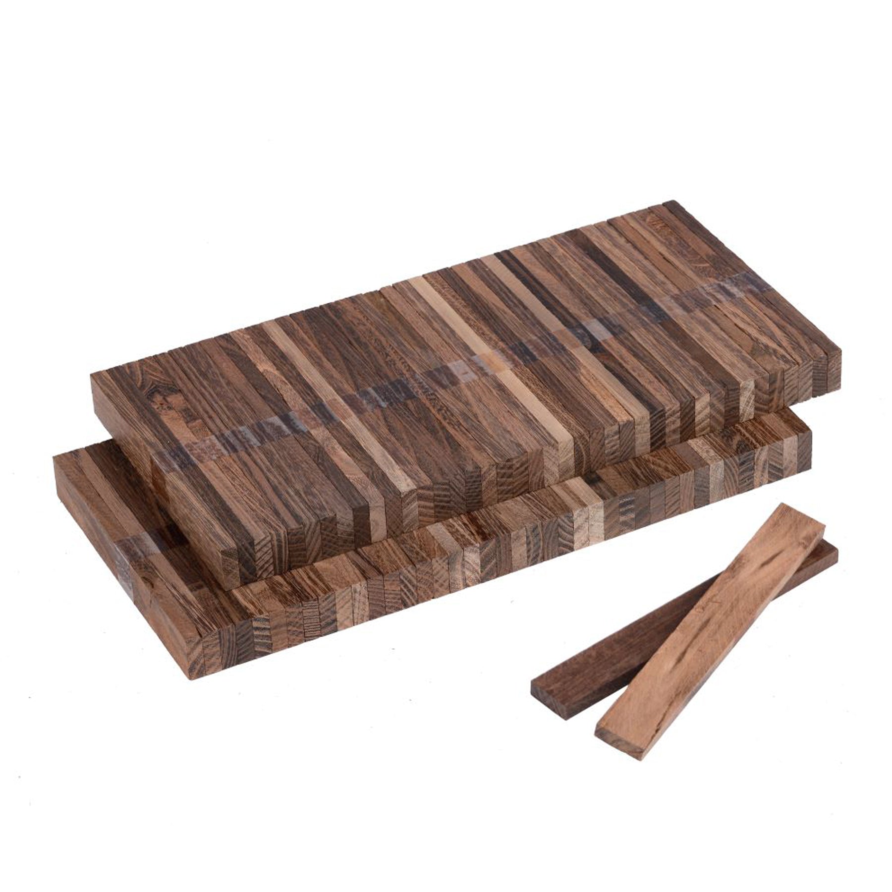 Crealive Holz-Klötzchen - Akazie gedämpft Die Verwendung von gedämpfter Akazie verleiht jedem Klötzchen eine tiefe, reichhaltige Farbgebung und eine beeindruckende Haltbarkeit, die deine Werke über Jahre hinweg bewahrt. Akazienholz ist für seine bemerkenswerte Dichte und Härte sowie für seine natürliche Beständigkeit gegenüber äusseren Einflüssen bekannt. Die gedämpfte Behandlung verstärkt diese Eigenschaften, indem sie die Holzfasern kondensiert und eine noch intensivere Farbtiefe hervorbringt.