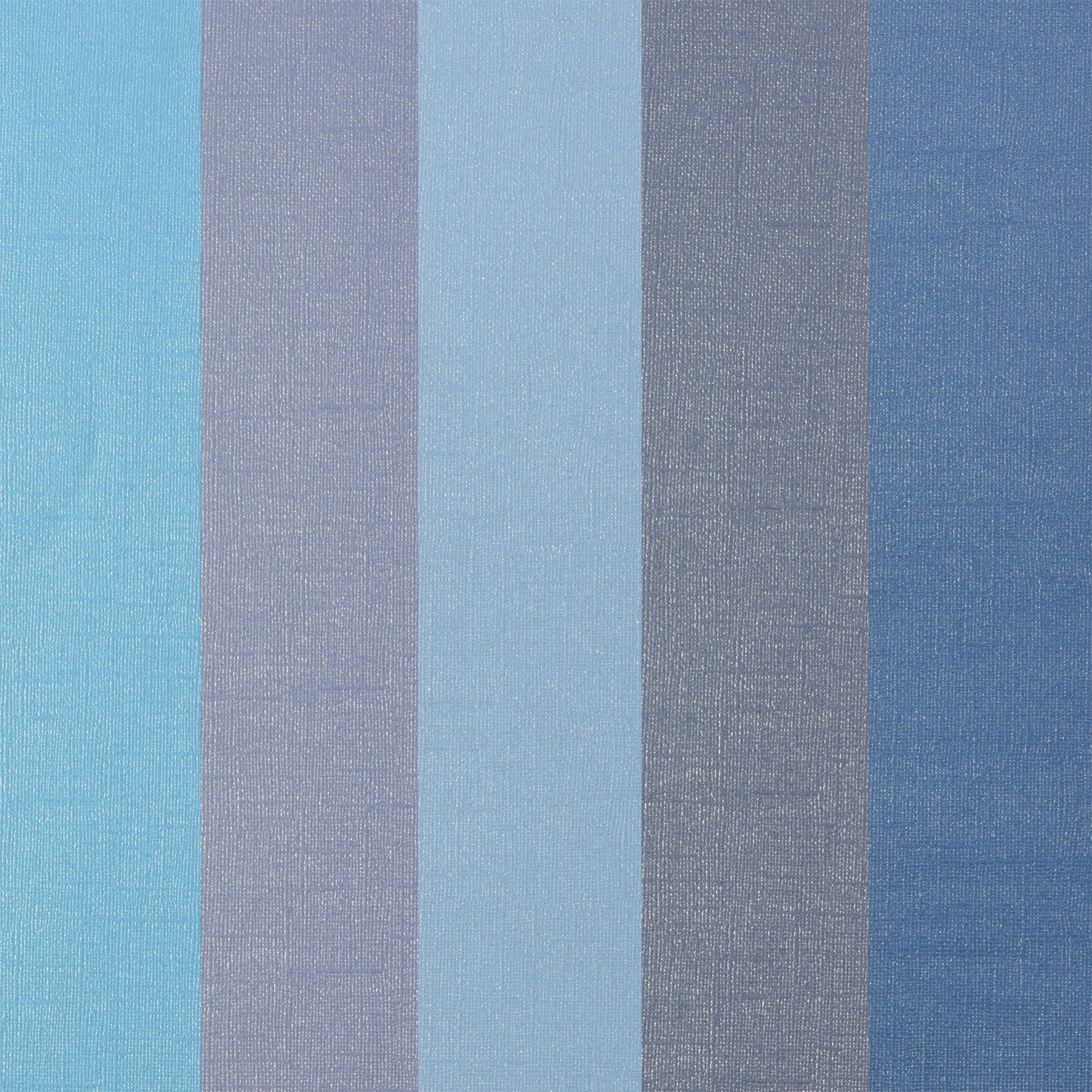Crealive Cardstock 216 g/m2 - 12’’ x 12’’ - Perlmutt Struktur (50 Cardstock) Das Florence Pearl Papier mit Struktur ist eine tolle Basis für kreative Karten und Plotts mit dem gewissen Etwas! Aus dem in Perlmutt schimmernden Karton mit Struktur lassen sich vielfältige Kreationen zaubern. Ob Boxen, Karten, Verpackungen; der Perlmutt-Struktur-Effekt sorgt immer für ein aussergewöhnliches Aussehen. Spezifikationen: 50 Cardstock (je zwei Cardstock pro Farbe) 25 Farben