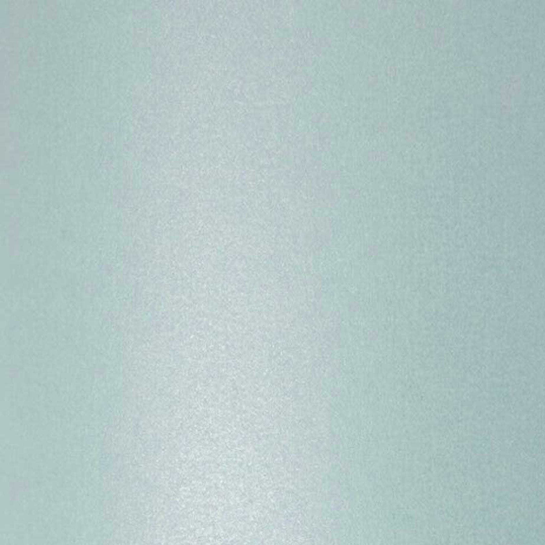 Crealive Cardstock 300 g/m2 - 12’’ x 12’’ - Platin Metallic Spezifikationen: 12’’ x 12’’ (30.5 cm x 30.5 cm) 300 g/m2 beidseitig farbig (voll durchgefärbt) bedruckbar mit Ink- und Laserdrucker (bitte beim Drucker erst die möglichen Papiergewichte prüfen) beschreibbar starke Farbgebung FSC Mix zertifiziertes Papier säure- und ligninfrei Dieses Premium Metallic Cardstock ist geeignet für: Karten Karten-Verzierungen Plotten Stanzen Prägen Geschenkboxen Scrapbooking