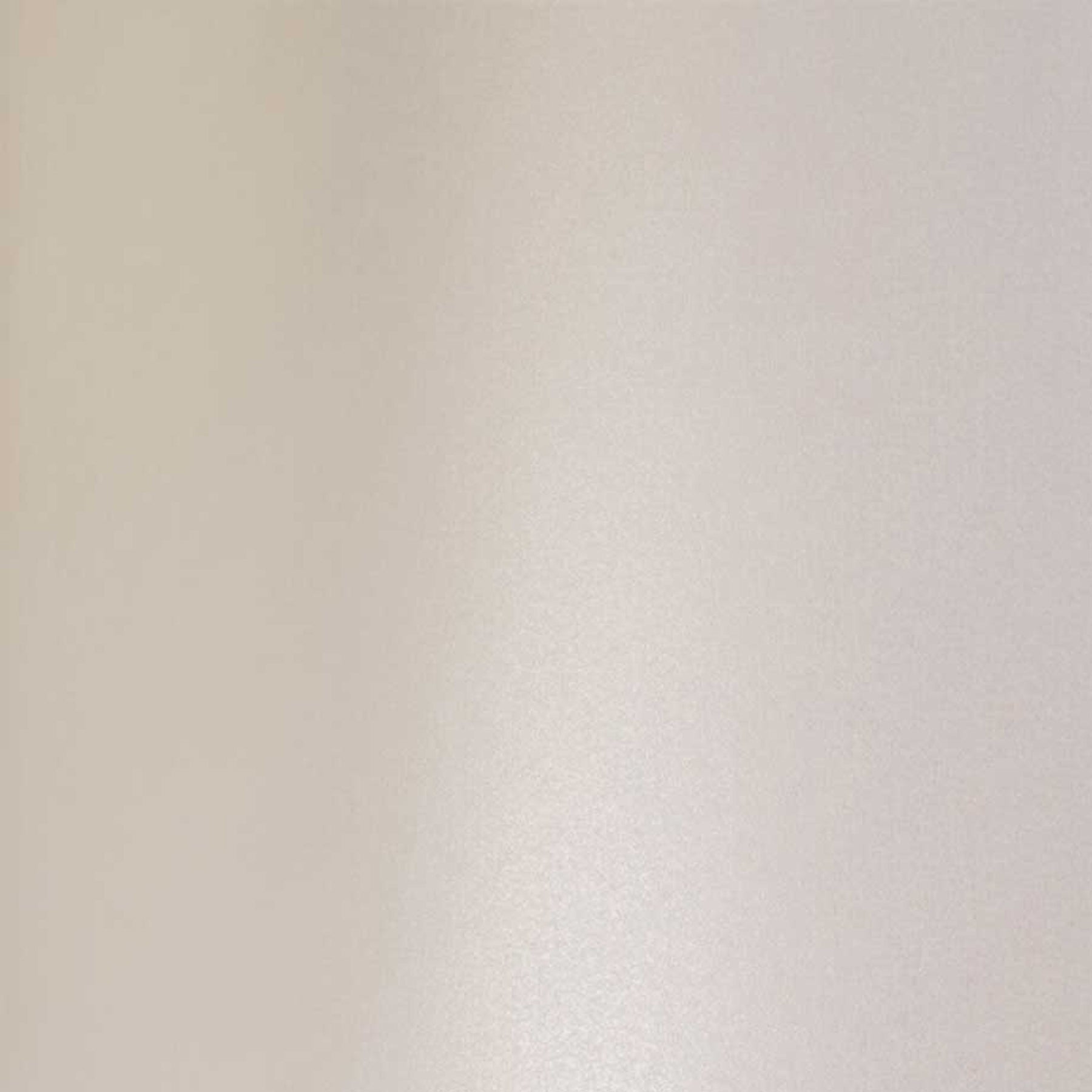 Crealive Cardstock 300 g/m2 - 12’’ x 12’’ - Puderrosa Metallic Spezifikationen: 12’’ x 12’’ (30.5 cm x 30.5 cm) 300 g/m2 beidseitig farbig (voll durchgefärbt) bedruckbar mit Ink- und Laserdrucker (bitte beim Drucker erst die möglichen Papiergewichte prüfen) beschreibbar starke Farbgebung FSC Mix zertifiziertes Papier säure- und ligninfrei Dieses Premium Metallic Cardstock ist geeignet für: Karten Karten-Verzierungen Plotten Stanzen Prägen Geschenkboxen Scrapbooking