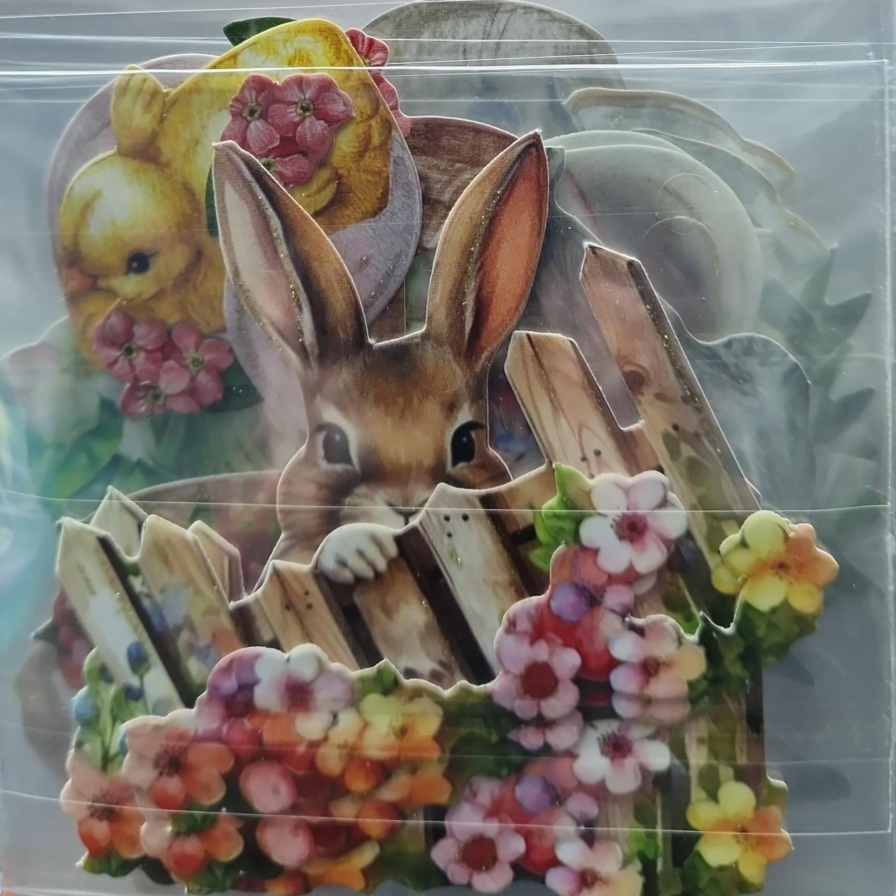 Crealive 3D Topper / Aufsatz - Easter Flowers
Inhalt:
• 10 verschiedene 3D Designs
Spezifikationen:
• Grösse: 1 Design ca. 8 x 8 cm
• Papiergewicht: 280 g/m2
• jedes Design besteht aus 3 gestanzten Teilen (jeweils separat abgepackt)
• feine Glitzer-Verzierungen
Diese Aufsätze sind geeignet für:
• Karten
• Verzierungen für Boxen, Geschenk-Verpackungen, Geschenktaschen, etc.
• Scrapbooking
• Mixed Media
• Journaling
Dieser 3D Bastelaufsatz macht das Basteln einfach und bereitet Spass. Mit den 3D-Desig