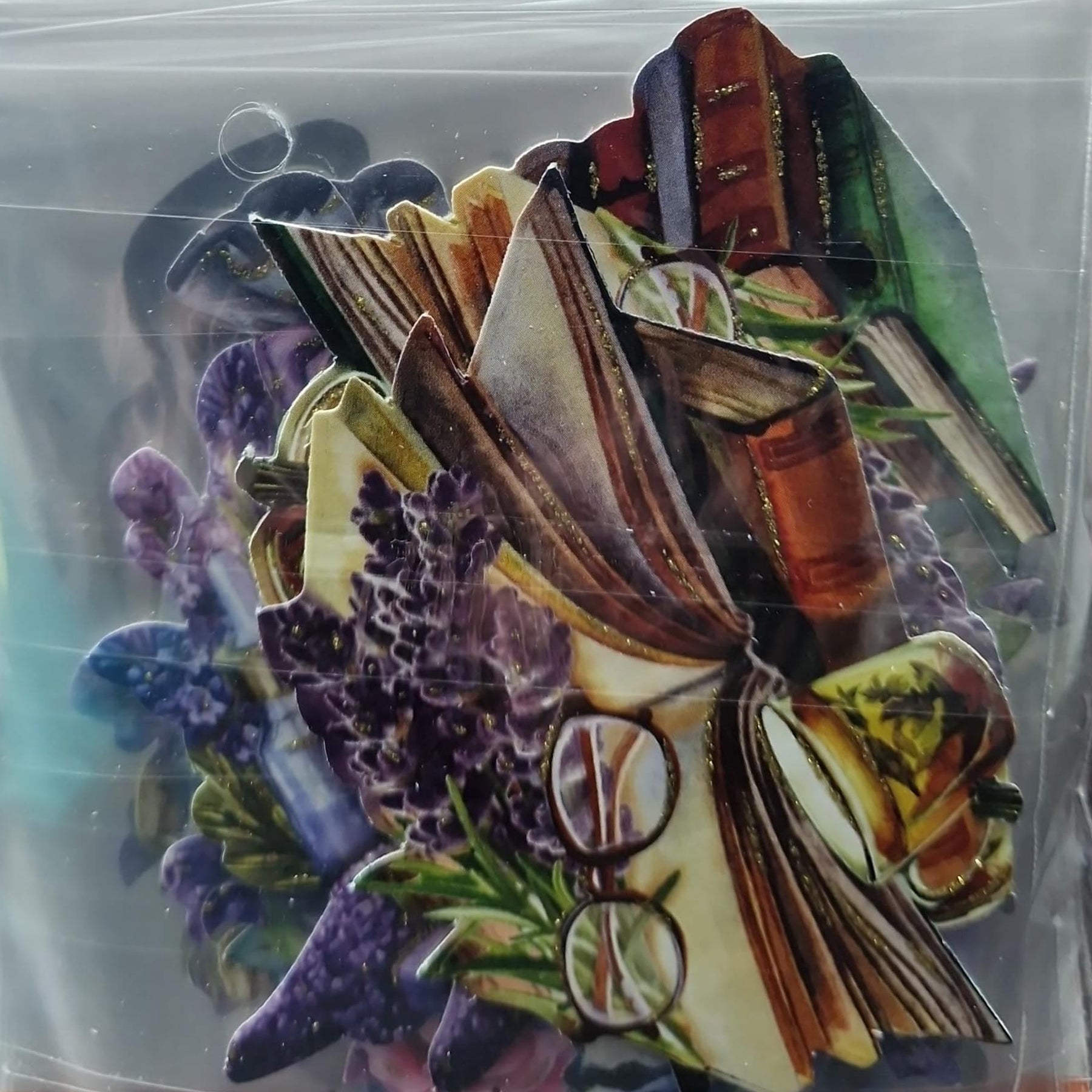 Crealive 3D Topper / Aufsatz - Lavender
Inhalt:
• 10 verschiedene 3D Designs
Spezifikationen:
• Grösse: 1 Design ca. 8 x 8 cm
• Papiergewicht: 280 g/m2
• jedes Design besteht aus 3 gestanzten Teilen (jeweils separat abgepackt)
• feine Glitzer-Verzierungen
Diese Aufsätze sind geeignet für:
• Karten
• Verzierungen für Boxen, Geschenk-Verpackungen, Geschenktaschen, etc.
• Scrapbooking
• Mixed Media
• Journaling
Dieser 3D Bastelaufsatz macht das Basteln einfach und bereitet Spass. Mit den 3D-Designs kan