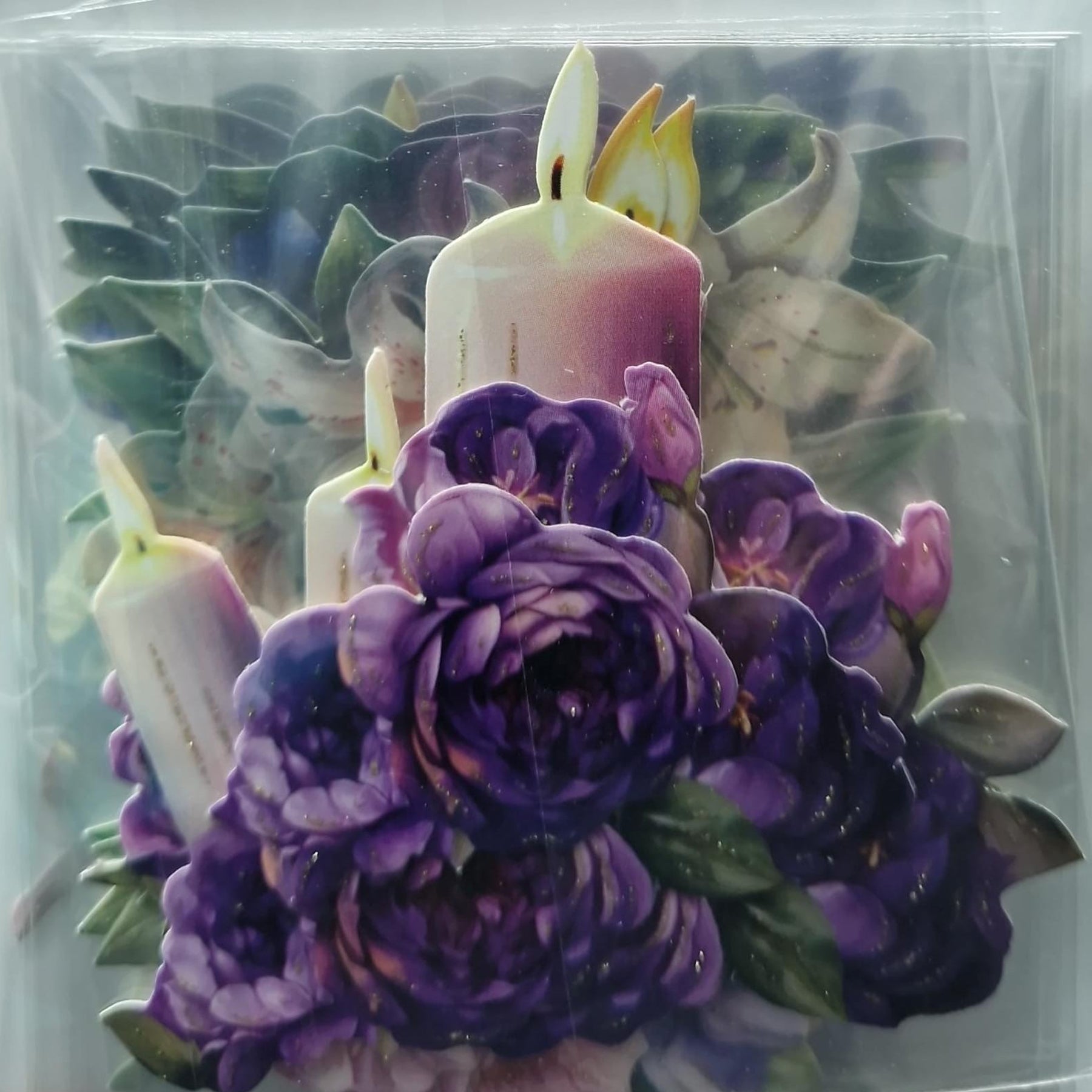 Crealive 3D Topper / Aufsatz - Spring Candles
Inhalt:
• 10 verschiedene 3D Designs
Spezifikationen:
• Grösse: 1 Design ca. 8 x 8 cm
• Papiergewicht: 280 g/m2
• jedes Design besteht aus 3 gestanzten Teilen (jeweils separat abgepackt)
• feine Glitzer-Verzierungen
Diese Aufsätze sind geeignet für:
• Karten
• Verzierungen für Boxen, Geschenk-Verpackungen, Geschenktaschen, etc.
• Scrapbooking
• Mixed Media
• Journaling
Dieser 3D Bastelaufsatz macht das Basteln einfach und bereitet Spass. Mit den 3D-Desig