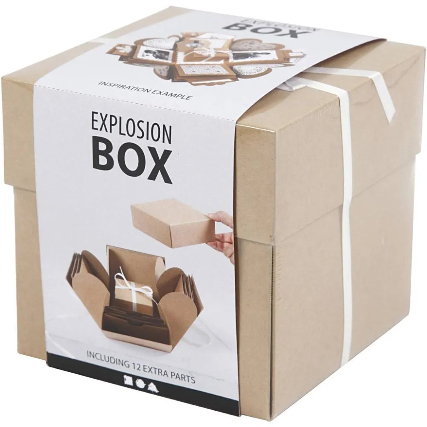 Crealive Geschenkbox 12 x 12 x 12 cm - Nature
Spezifikationen:
• Länge: 120 mm
• Breite: 120 mm
• Höhe: 120 mm
• Farbe: Nature
Diese Explosionsbox / Überraschungsbox kannst du ganz nach deinem Geschmack und passend zur beschenkten Person gestalten. Es sind 12 Taschen und 12 lose Deko-Objekte in 8 Varianten im Set und ein Satinband in der Mitte. Du kannst sie mit Motiven verzieren, bemalen oder Deko selber herstellen aus deinem Bastelmaterial-Fundus. Erwecke die Magie der Überraschung mit dieser Explosions