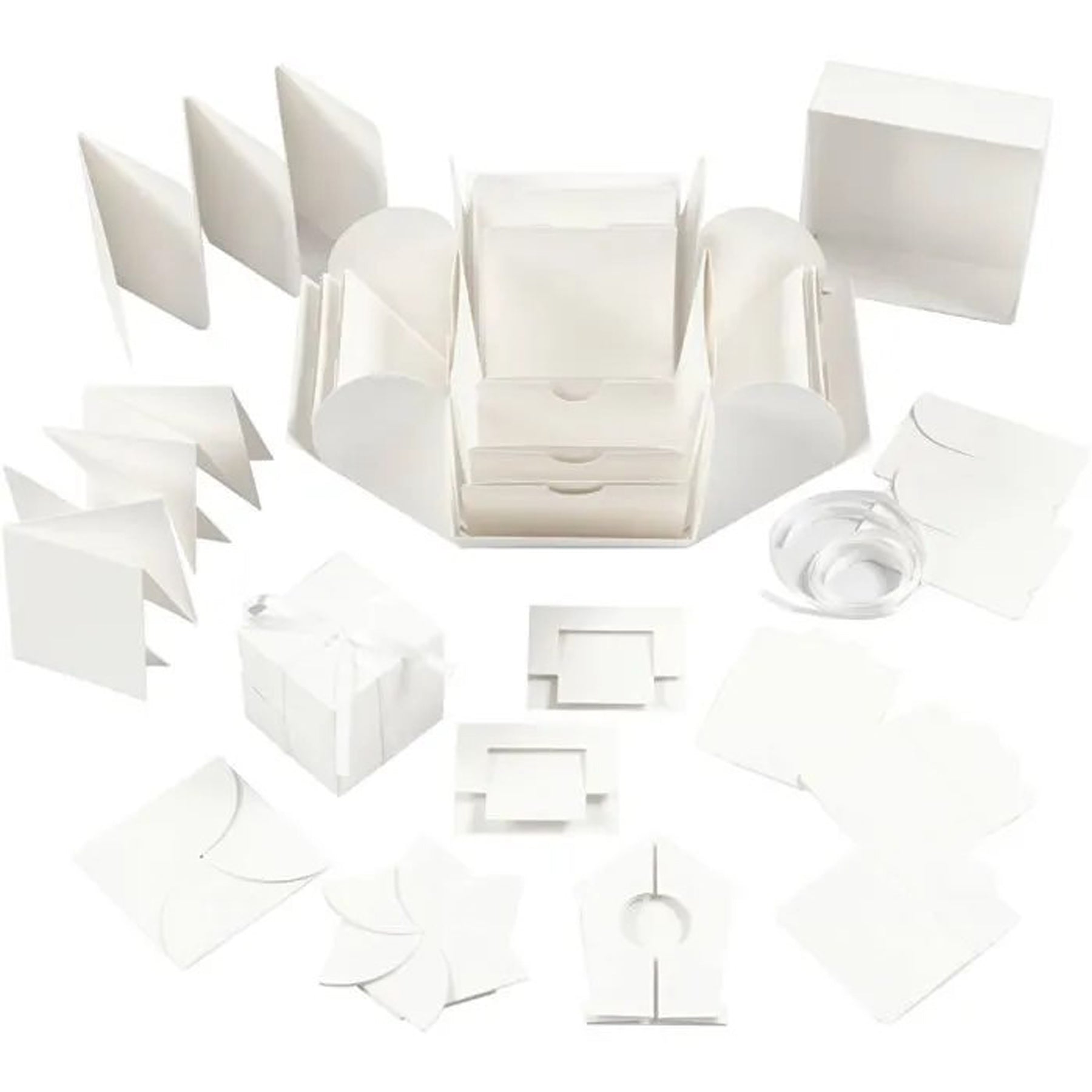 Crealive Geschenkbox 12 x 12 x 12 cm - Weiss
Spezifikationen:
• Länge: 120 mm
• Breite: 120 mm
• Höhe: 120 mm
• Farbe: Weiss
Diese Explosionsbox / Überraschungsbox kannst du ganz nach deinem Geschmack und passend zur beschenkten Person gestalten. Es sind 12 Taschen und 12 lose Deko-Objekte in 8 Varianten im Set und ein Satinband in der Mitte. Du kannst sie mit Motiven verzieren, bemalen oder Deko selber herstellen aus deinem Bastelmaterial-Fundus. Erwecke die Magie der Überraschung mit dieser Explosionsbo