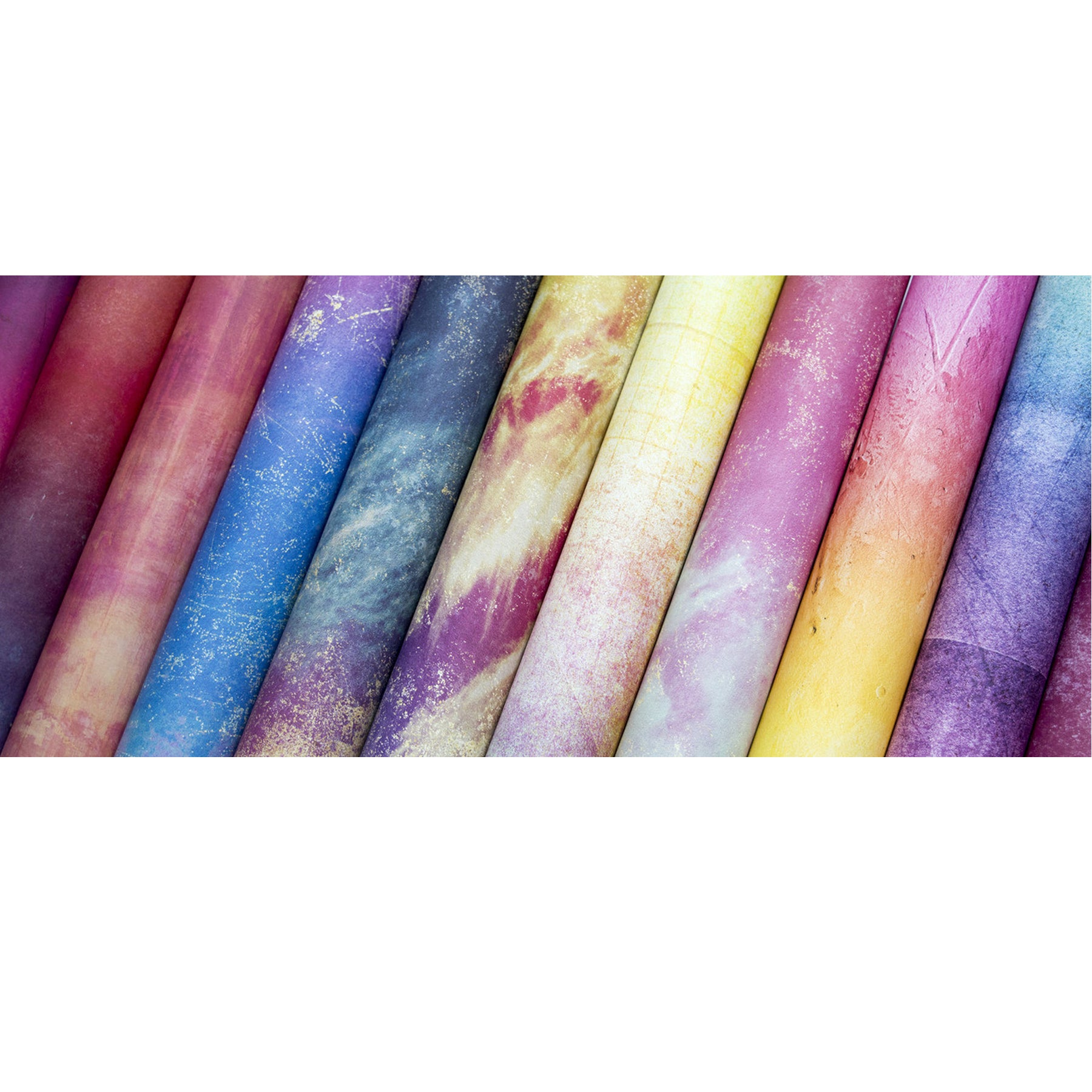 Crealive Premium Paper Pad 180 g/m2 - 6’’ x 6’’ - Retro Summer Inhalt: 40 Bogen 20 Designs beidseitig bedruckt Spezifikationen: 6’’ x 6’’ (15.25 cm x 15.25 cm) 180 g/m2 beidseitig bedruckt säure- und ligninfrei 20 Designs