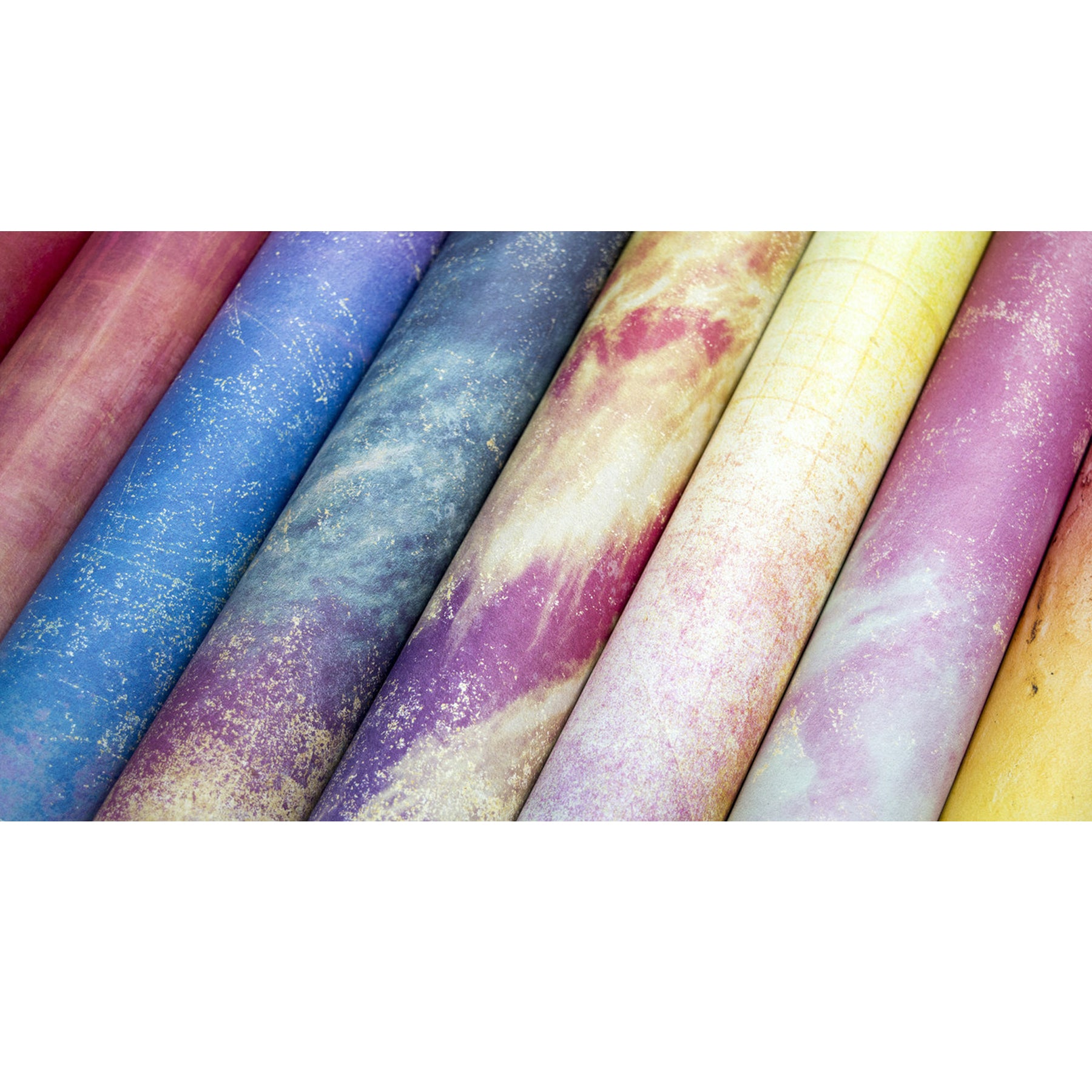 Crealive Premium Paper Pad 180 g/m2 - 6’’ x 6’’ - Retro Summer Inhalt: 40 Bogen 20 Designs beidseitig bedruckt Spezifikationen: 6’’ x 6’’ (15.25 cm x 15.25 cm) 180 g/m2 beidseitig bedruckt säure- und ligninfrei 20 Designs