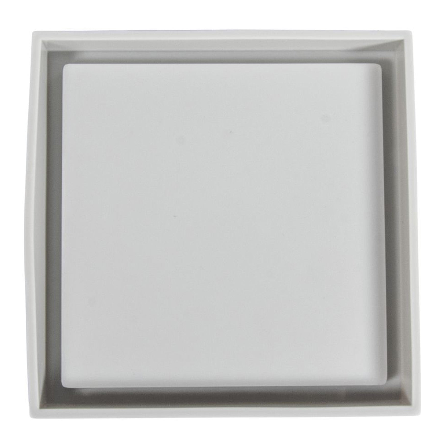 Crealive Giessform Silikon - Untersetzer Quadrat Du suchst ein Home-Accessoire als ultimativen Eyecatcher? Mit dieser hochwertigen Silikon-Giessform gelingen im Trend liegende, handgegossene Schalen/Untersetzer aus Raysin-Giesspulver. Inhalt: 1 Giessform Silikon - Untersetzer Quadrat Spezifikationen: Material: hochwertiges Silikon Formgrösse: 10 x 10 cm Höhe: 1.5 cm