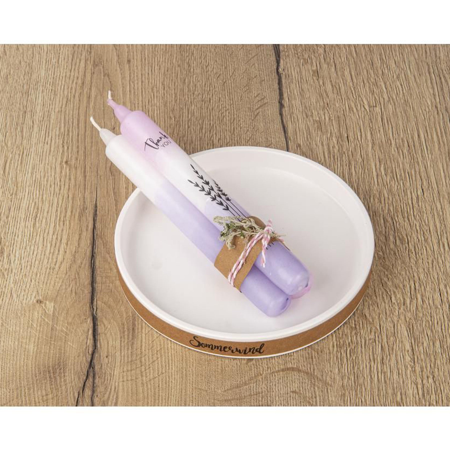 Crealive Giessform Silikon - Untersetzer Rund Du suchst ein Home-Accessoire als ultimativen Eyecatcher? Mit dieser hochwertigen Silikon-Giessform gelingen im Trend liegende, handgegossene Schalen/Untersetzer aus Raysin-Giesspulver. Inhalt: 1 Giessform Silikon - Untersetzer Rund Spezifikationen: Material: hochwertiges Silikon Durchmesser: 17 cm Höhe: 2.1 cm äusserst elastisch formstabil