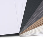Crealive Stickerpapier Cardstock - 30.5 cm x 30.5 cm - Neutral   Das Stickerpapier haftet direkt, dank einer sehr starken Klebeschicht. Du kannst es auch bedrucken und beschrieben. Es ist auch kompatibel mit den meisten Stanz- und Prägemaschinen.      Inhalt:  24 Blätter Grösse: 12" x 12" (30.5 cm x 30.5 cm) 216 g/m2 6 Farben    Stickerpapier Cardstock ist geeignet für:  Scrapbooking-Seiten Karten Einladungen Dekorationen Papierprojekte