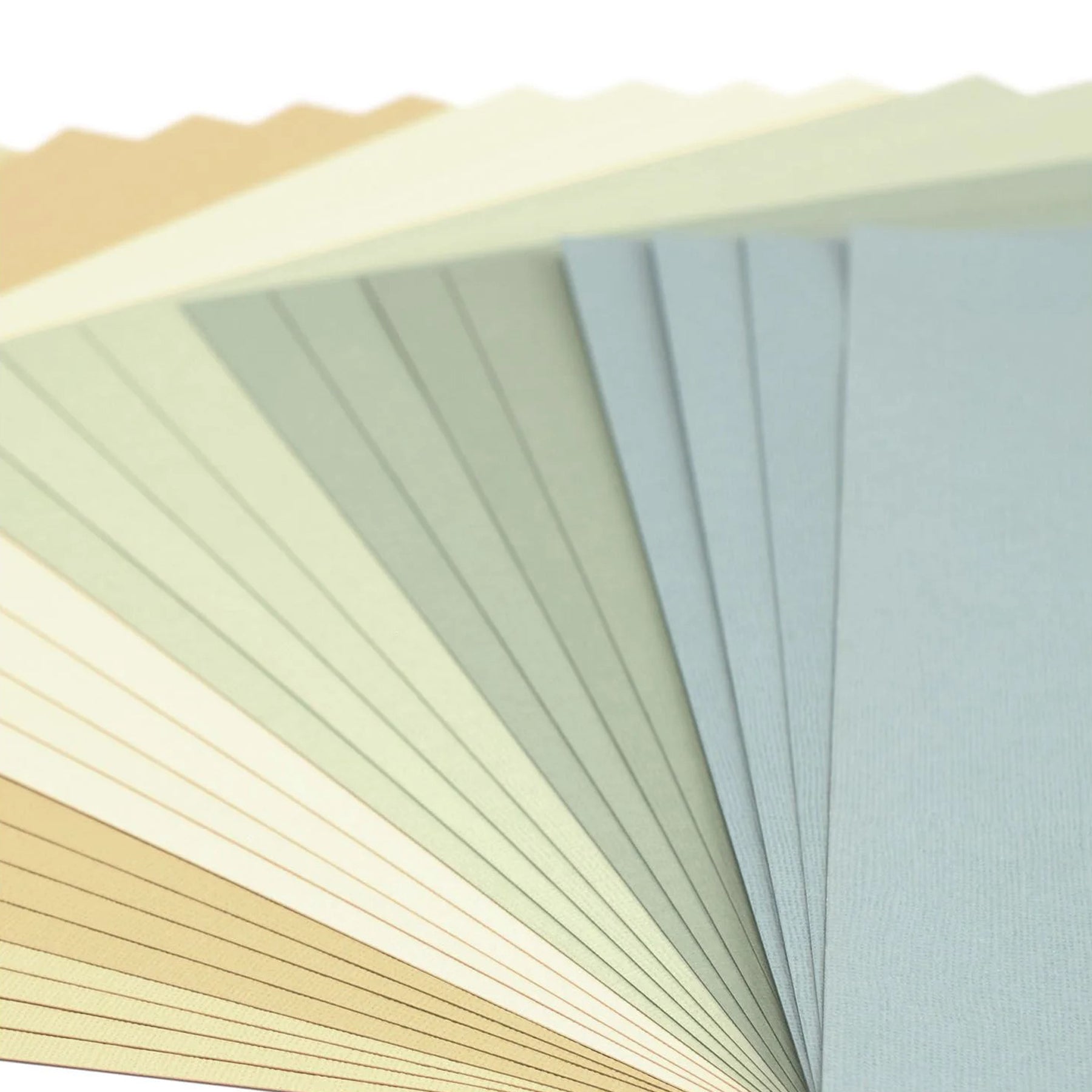 Crealive Cardstock Basic Multipack 216 g/m2 - 12’’ x 12’’ - Strand Strukturiert (24 Cardstock)
Spezifikationen:
• 12’’ x 12’’ (30.5 cm x 30.5 cm)
• 216 g/m2
• beidseitig farbig (voll durchgefärbt)
• beschreibbar
• säurefrei
• strukturierte Oberfläche
Inhalt:
• 24 x Cardstock Basic 216 g/m2
• 4 x 6 Farben
Dieses Cardstock / Bastelpapier ist geeignet für:
• Karten
• Karten-Verzierungen
• Plotten
• Stanzen
• Prägen
• Geschenkboxen
• Bastelpapier für die Schule oder Kindergarten
• Scrapbooking
• Journaling