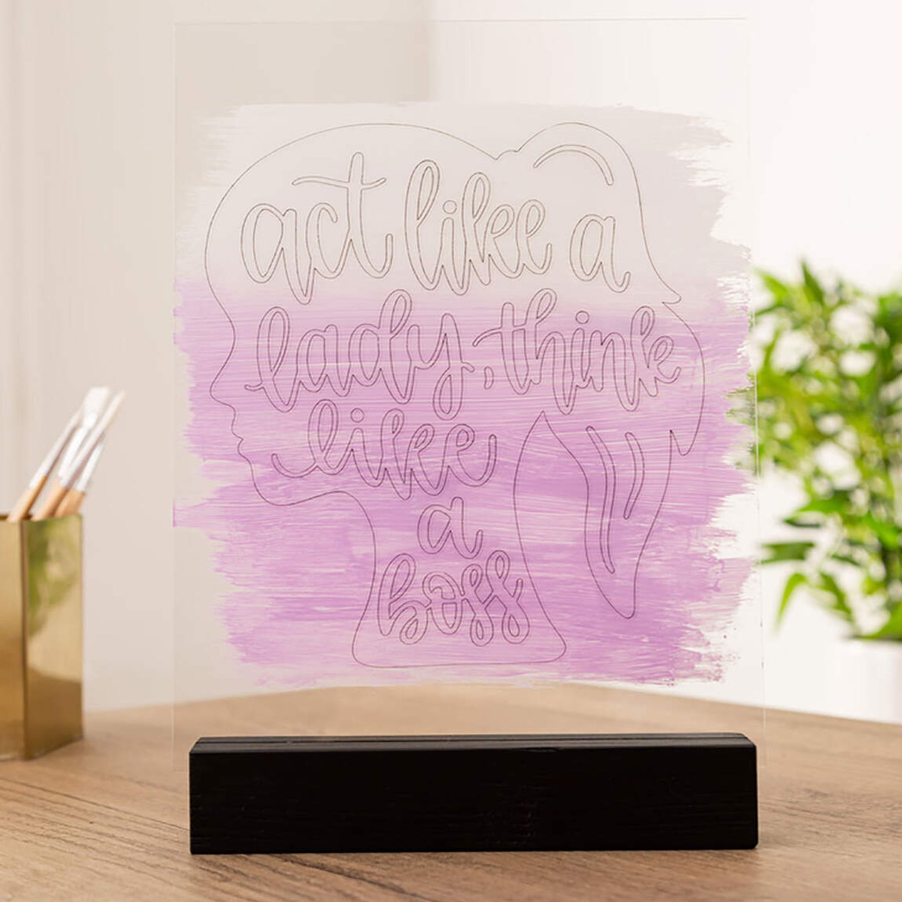 Crealive Cricut Gravurstift mit Halterung - Engraving Tip incl. Housing
Mit dem Cricut Gravurstift (Engraving Tip) können einzigartige und dauerhafte Designs auf einer Vielzahl von Materialen graviert werden. Ob Namensschilder, Anhänger, Andenken, Monogramme, Schmuck oder Hundetags; mit diesem Tool können aufwendig gravierte Gegenstände kreiert werden.
Inhalt:
• Cricut Gravurstift mit Halterung - Engraving Tip incl. Housing
Der Gravurstift ist geeignet für:
• flache und weiche Metalle
• Leder
• Acryl