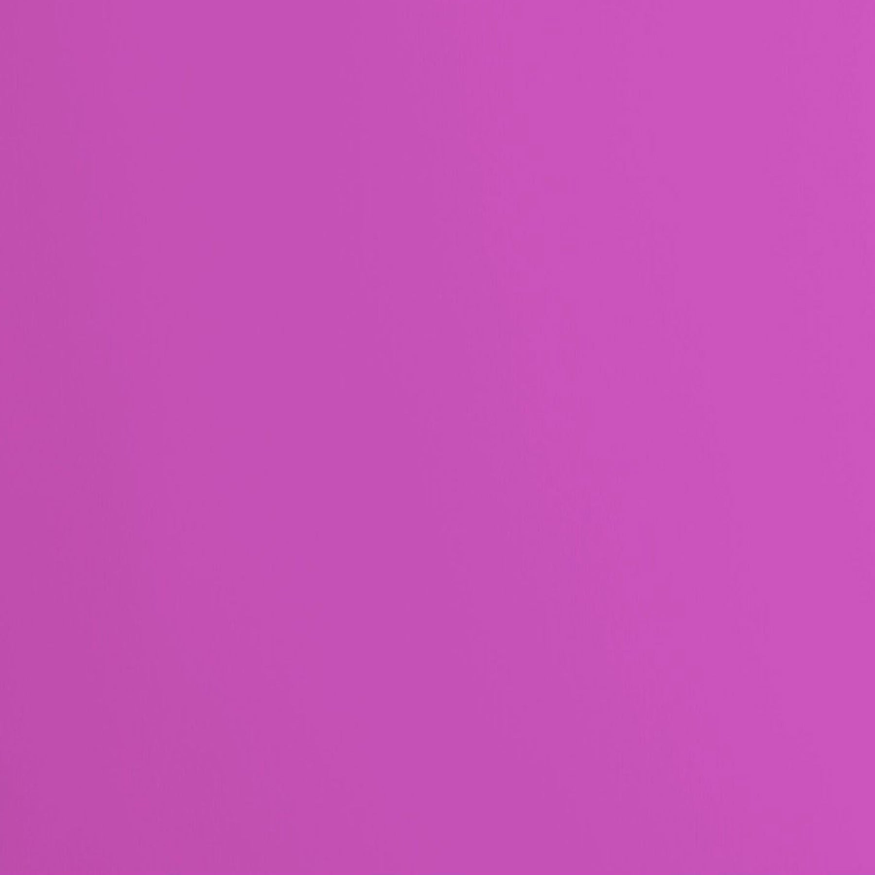 Crealive Cardstock Basic 216 g/m2 - 12’’ x 12’’ - Plum Spezifikationen: 12’’ x 12’’ (30.5 cm x 30.5 cm) 216 g/m2 beidseitig farbig (voll durchgefärbt) beschreibbar säurefrei glatt mit leicht rauer Oberfläche Dieses Cardstock / Bastelpapier ist geeignet für: Karten Karten-Verzierungen Plotten Stanzen Prägen Geschenkboxen Bastelpapier für die Schule oder Kindergarten Scrapbooking