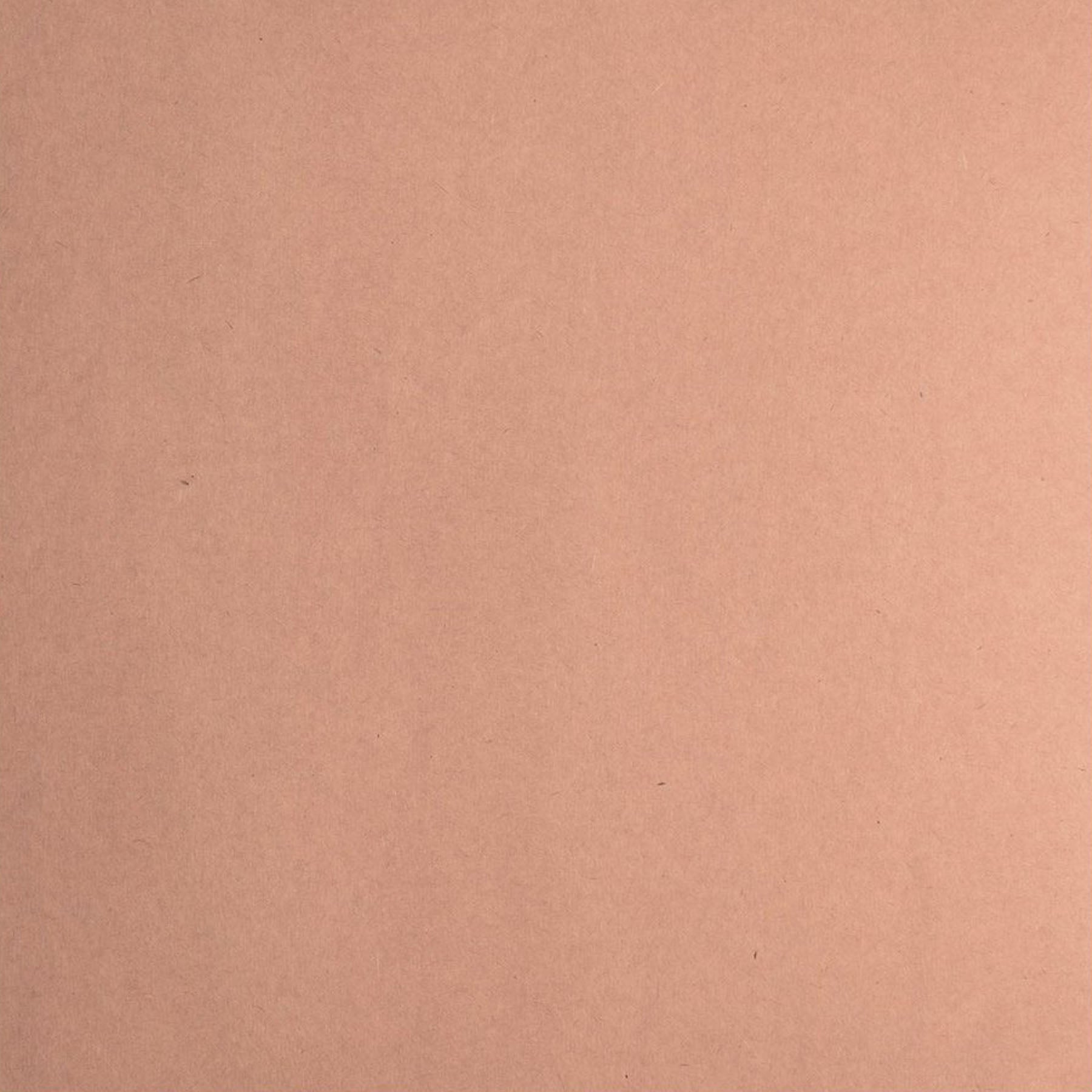 Crealive Cardstock Basic 216 g/m2 - 12’’ x 12’’ - Kraft Dark Spezifikationen: 12’’ x 12’’ (30.5 cm x 30.5 cm) 216 g/m2 beidseitig farbig (voll durchgefärbt) beschreibbar säurefrei glatt mit leicht rauer Oberfläche Dieses Cardstock / Bastelpapier ist geeignet für: Karten Karten-Verzierungen Plotten Stanzen Prägen Geschenkboxen Bastelpapier für die Schule oder Kindergarten Scrapbooking