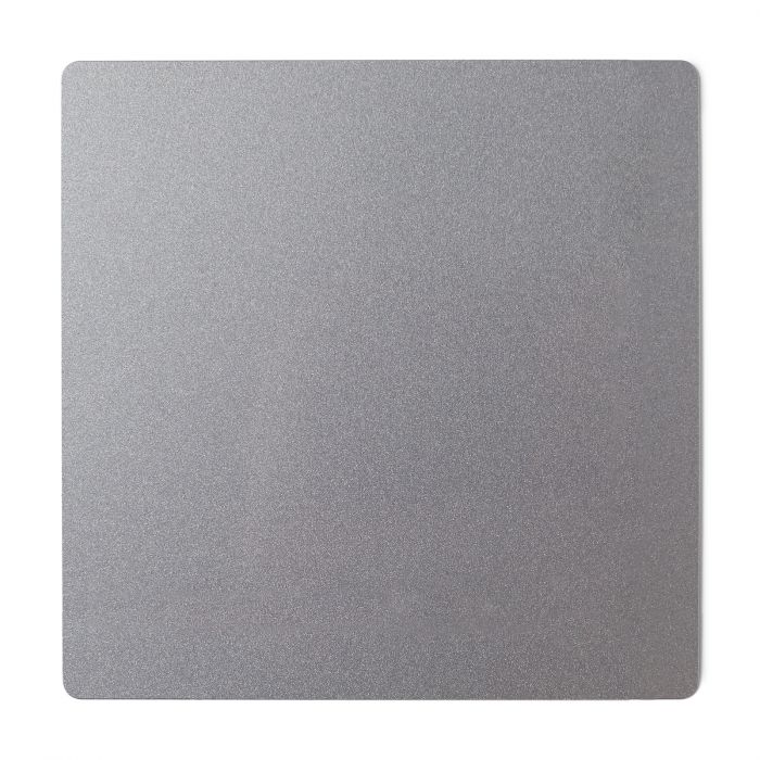 Cricut Aluminium-Schild zum Gravieren 20.3 x 20.3 cm, 2 Stück Spezifikationen: 2 hochwertige Aluminium-Schilder Grösse: 8’’ x 8’’ (20.3 x 20.3 cm) Die Aluminium-Schilder sind geeignet für: Gravur mit Cricut Maker Infusbile Ink / Sublimation Diese Aluminium-Schilder kannst Du super gravieren mit filigranen Designs, Lieblingssprüchen oder Logos. Nach dem Gravieren kommt ein schöner Kontrast zum Vorschein.