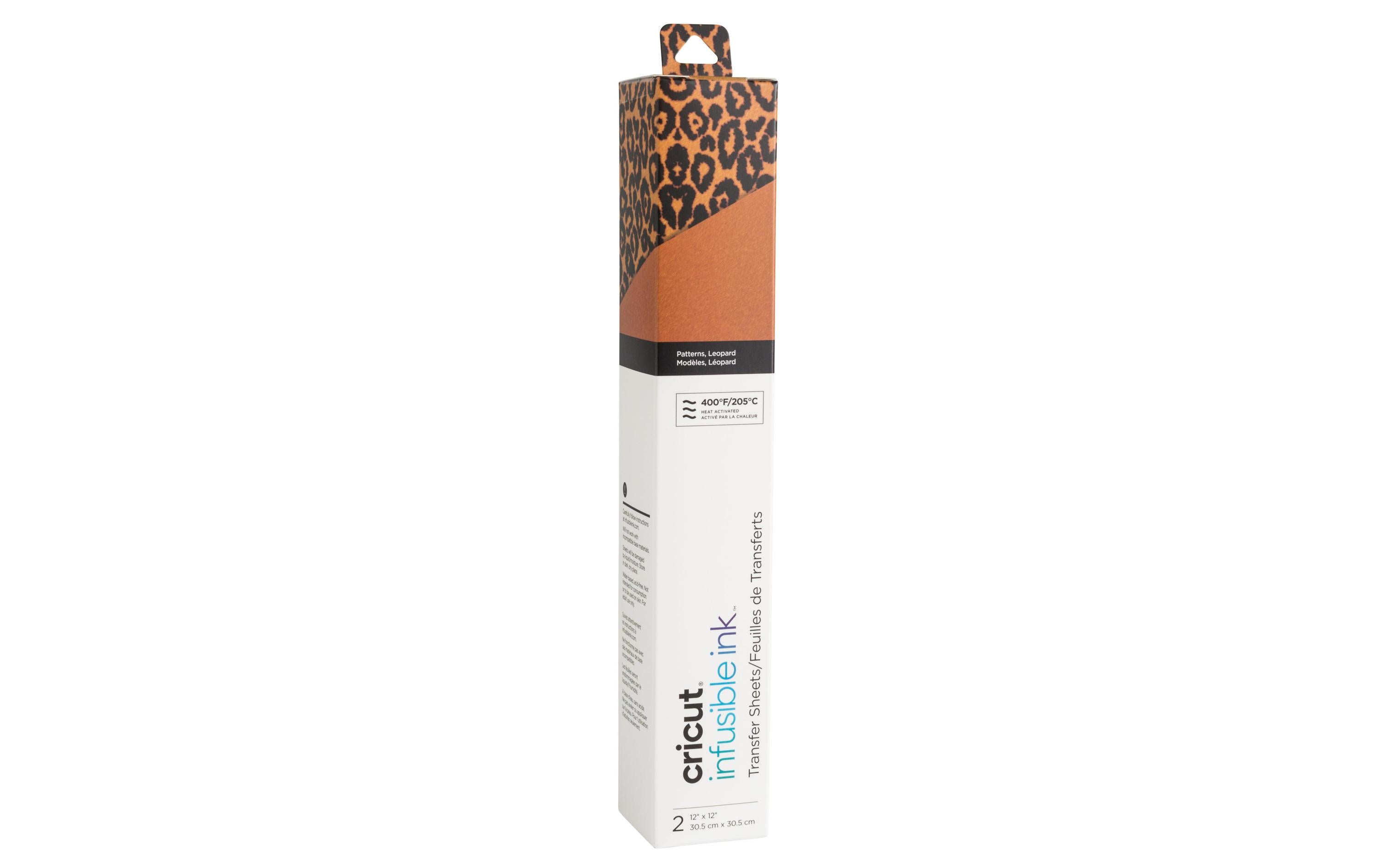 Cricut Infusible Ink Transferbogen - Leopard Spezifikationen: Cricut Infusible Ink Transfer Sheets Grösse: 30.5x 30.5 cm (12" x 12") Folien für Sublimationsdruck zum Gestalten von schönen Mustern und Statements kompatibel mit allen sublimationsfähigen Materialien für glatte, nahtlose Transfers, die nicht knittern oder abblättern Inhalt: 2 Cricut Infusible Ink Transfer Sheets 1 x Leopard 1 x Uni Braun