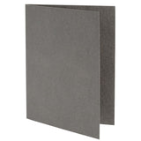 Cricut Joy Einlegekarten R20 - 12 Stück - Grau / Silber Holo   Inhalt:  12 Karten im Format 4.25" x 5.5" (10.7 cm x 13.9 cm) (zusammengeklappt) Kartenfarbe: Grau 12 Einlagen im Format 4" x 5.25" (10.1 cm x 13.3 cm) - Einlagefarbe: Silber Holografisch 12 Umschläge in 4.37" x 5.75" (11 cm x 14.6 cm) - Farbe: Weiss    Cricut Joy Einlegekarten sind geeignet für:  Karten Einladungen