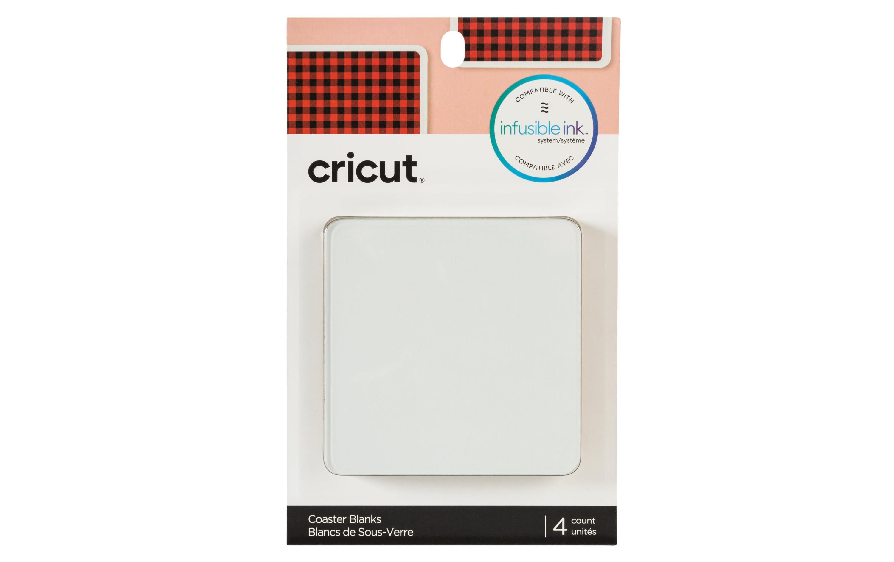 Cricut Untersetzer Infusible Ink - Quadratisch - 4 Stück Spezifikationen: 4 Keramik-Untersetzer für Sublimationsdruck Farbe: Weiss Form: quadratisch Grösse: 9.5 x 9.5 cm Rückseite: Kork (nicht bedruckbar) kompatibel mit Infusible Ink Stiften oder Infusible Ink Transferbogen Die Keramik-Untersetzer sind geeignet für: Infusbile Ink Sublimation