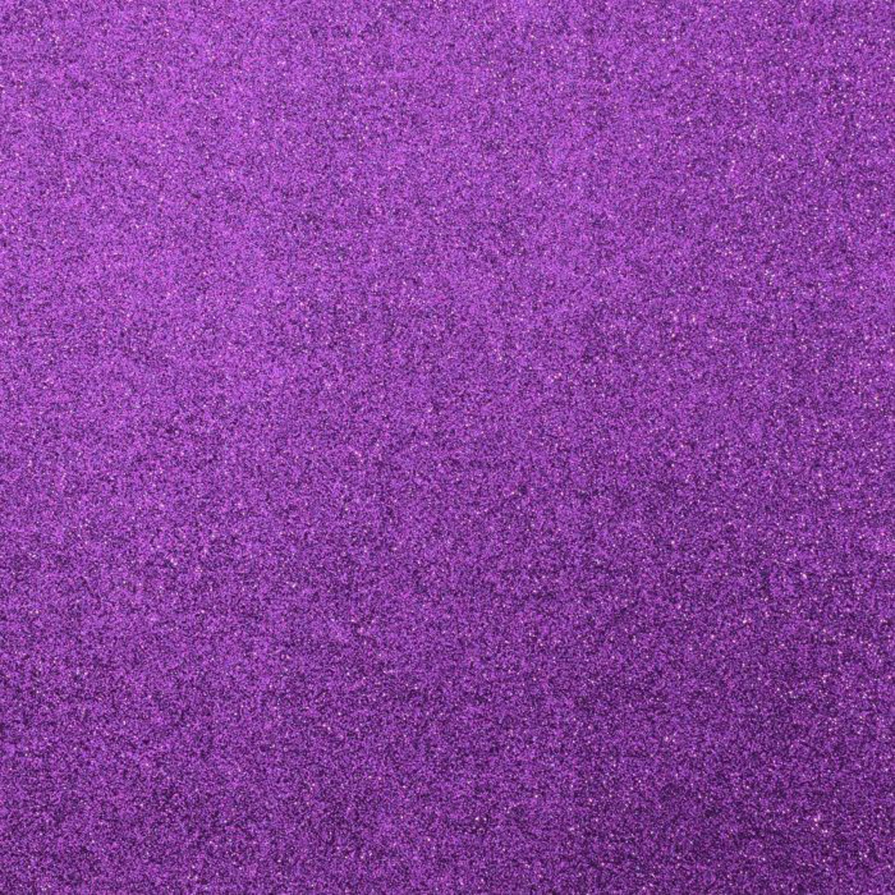 Crealive Glitzer Papier selbstklebend 160 g/m2 - 12’’ x 12’’ - Violett Spezifikationen: Papier mit Klebstoff 12’’ x 12’’ (30.5 cm x 30.5 cm) Gewicht: 160 g/m2 Selbstklebend Oberfläche: Glitzer Farbe: Violett Das selbstklebende Papier ist geeignet für: Geburtstagskarten Einladungen Dekorationen Plotten Scrapbooking-Seiten