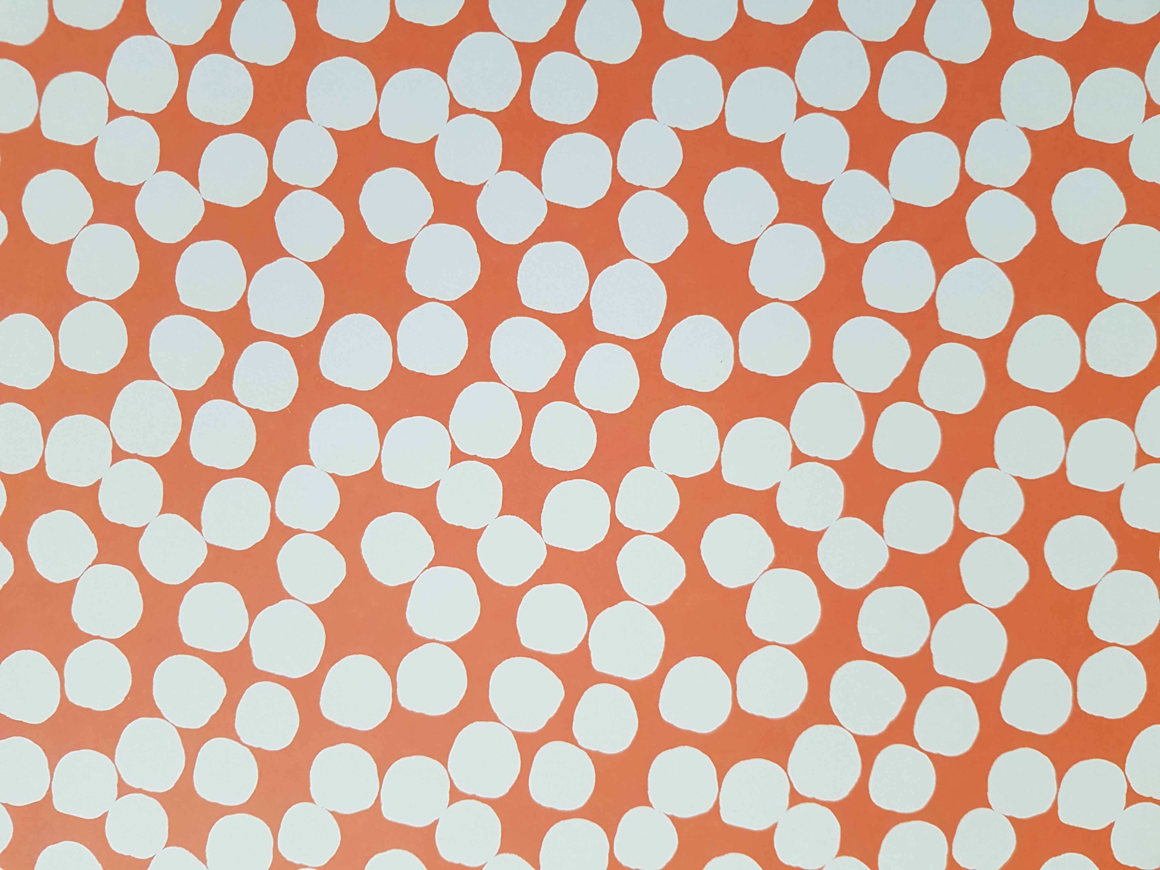 Paper Pad 250 g/m2 - 12’’ x 12’’ - Happy Colours Spezifikationen: 12’’ x 12’’ (30.5 cm x 30.5 cm) 250 g/m2 beidseitig bedruckt lässt sich gut schneiden säurefrei Inhalt: 24 Bogen 24 Designs beidseitig bedruckt Dieses Paper Pad / Designpapier ist geeignet für: Karten Karten-Verzierungen Kuverts Geschenkboxen & Verpackungen Plotten Scrapbooking