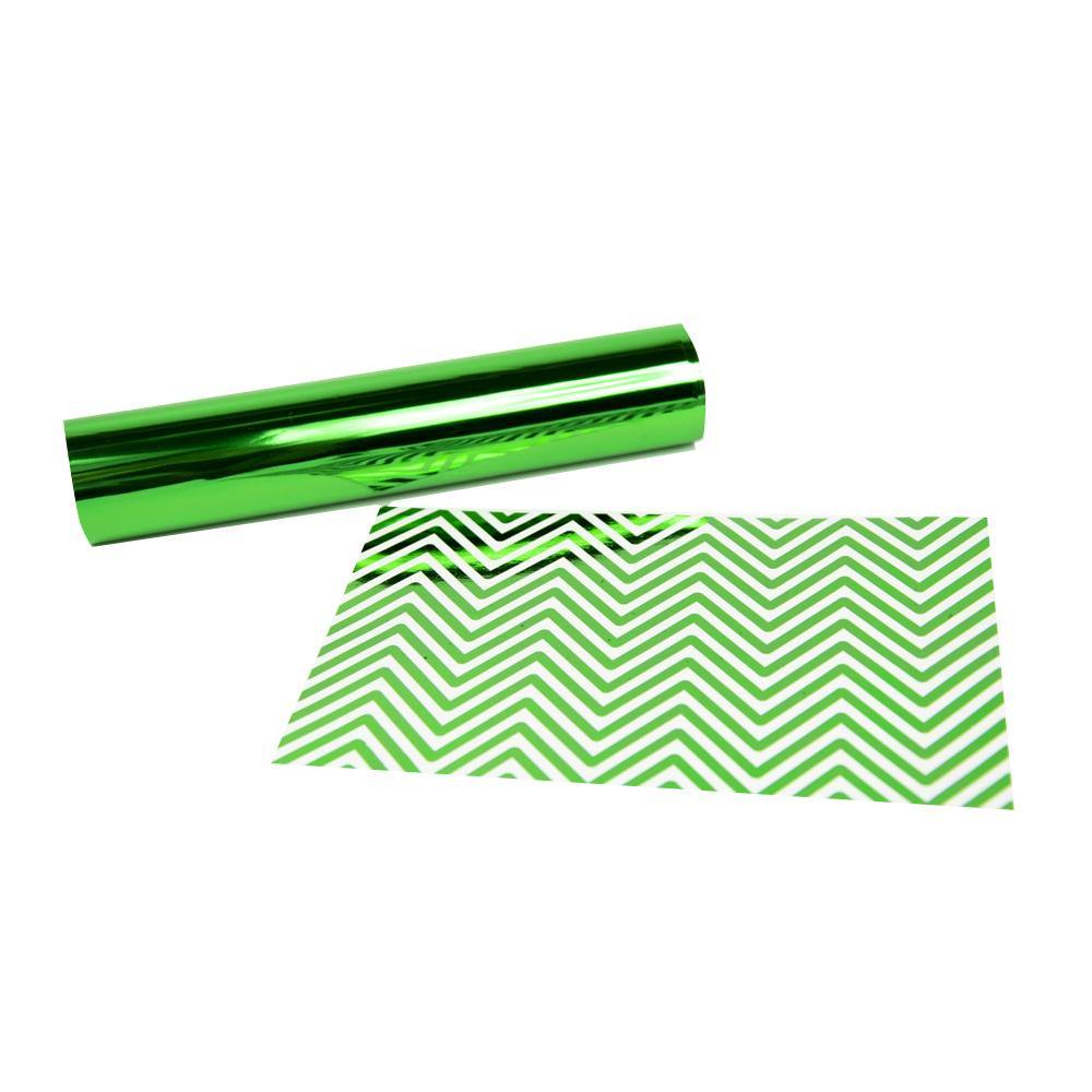 Hot Foil - Grün Mit dieser Hot Foil kannst Du direkt loslegen und die tollsten Werke kreieren mit dem Hot Foil Applicator Starter Kit. Diese Hot Foil hat die Abmessungen 15 cm x 300 cm. Mit Hot Foil kreierst Du die tollsten Karten, Namensschilder, und viel mehr!