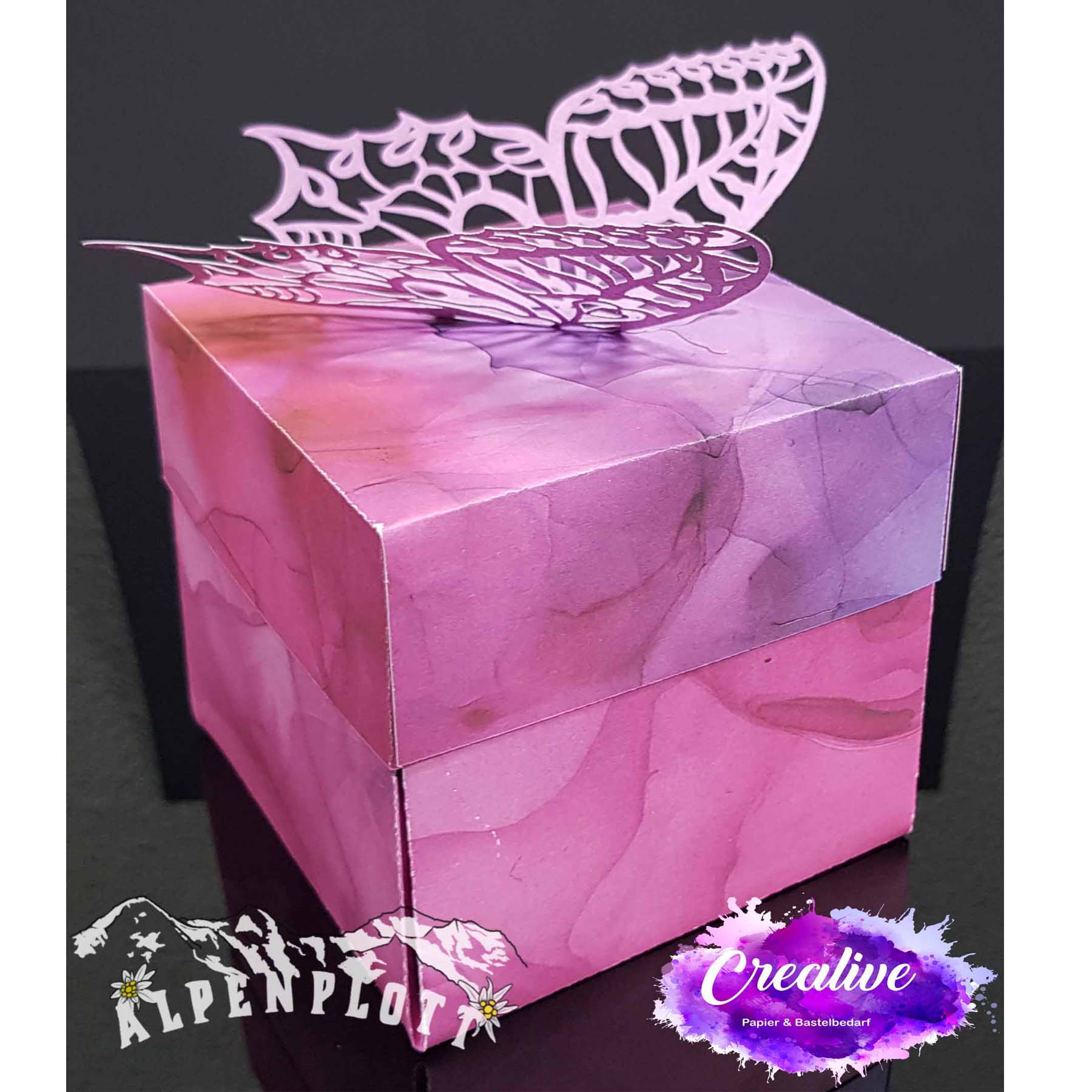 Crealive Premium Paper Pad 180 g/m2 - 6’’ x 6’’ - Ink Drops Vivid Inhalt: 40 Bogen 20 Designs beidseitig bedruckt Dieses Paper Pad / Designpapier ist geeignet für: Karten-Verzierungen Verpackungs-Dekoration Plotten Scrapbooking Spezifikationen: 6’’ x 6’’ 15.25 cm x 15.25 cm) 180 g/m2 beidseitig bedruckt säure- und ligninfrei lässt sich gut schneiden
