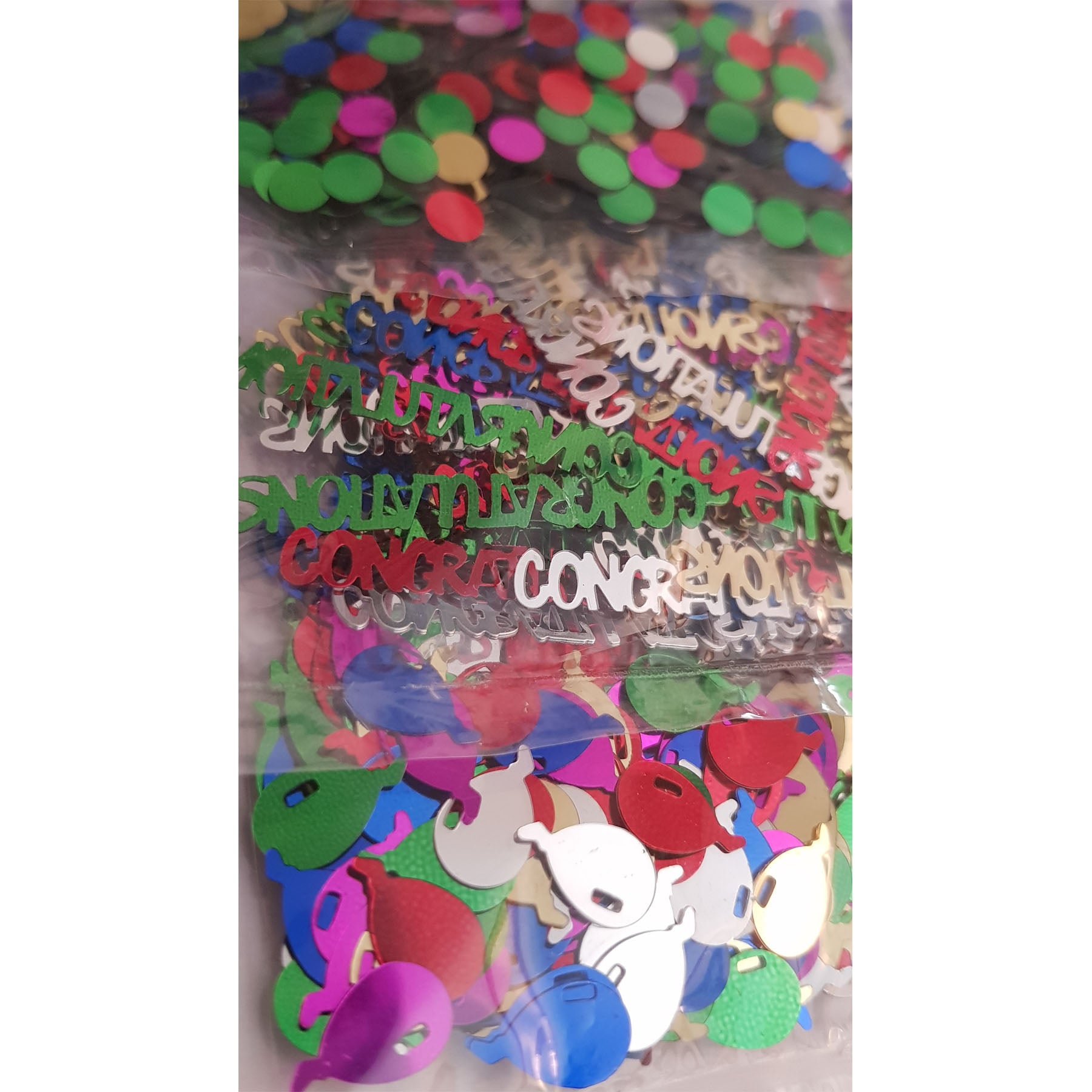Crealive Konfetti - Assortiert 3 Beutel Die Konfetti könnt ihr super zum Dekorieren und Verzieren von Karten, Scrapbooking Seiten oder für Schüttelkarten benutzen. Inhalt: 3 Beutel verschiedener Konfetti Farbe: assortiert Pailletten sind geeignet für: Karten Karten-Verzierungen Schüttelkarten Plotten Scrapbooking