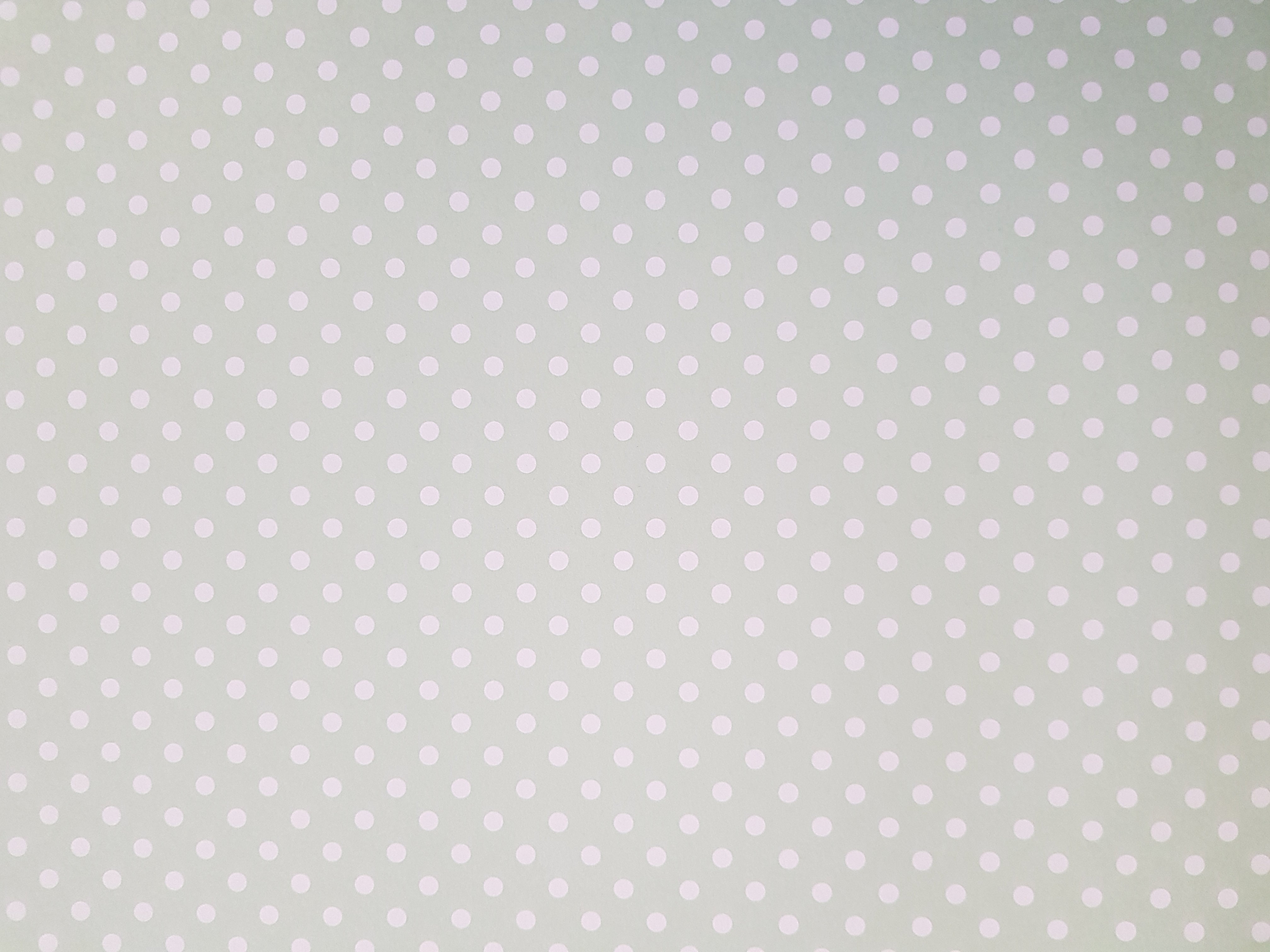 Paper Pad 250 g/m2 - 12’’ x 12’’ - Lucky Charm Spezifikationen: 12’’ x 12’’ (30.5 cm x 30.5 cm) 250 g/m2 beidseitig bedruckt lässt sich gut schneiden säurefrei Inhalt: 24 Bogen 24 Designs beidseitig bedruckt Dieses Paper Pad / Designpapier ist geeignet für: Karten Karten-Verzierungen Kuverts Geschenkboxen & Verpackungen Plotten Scrapbooking
