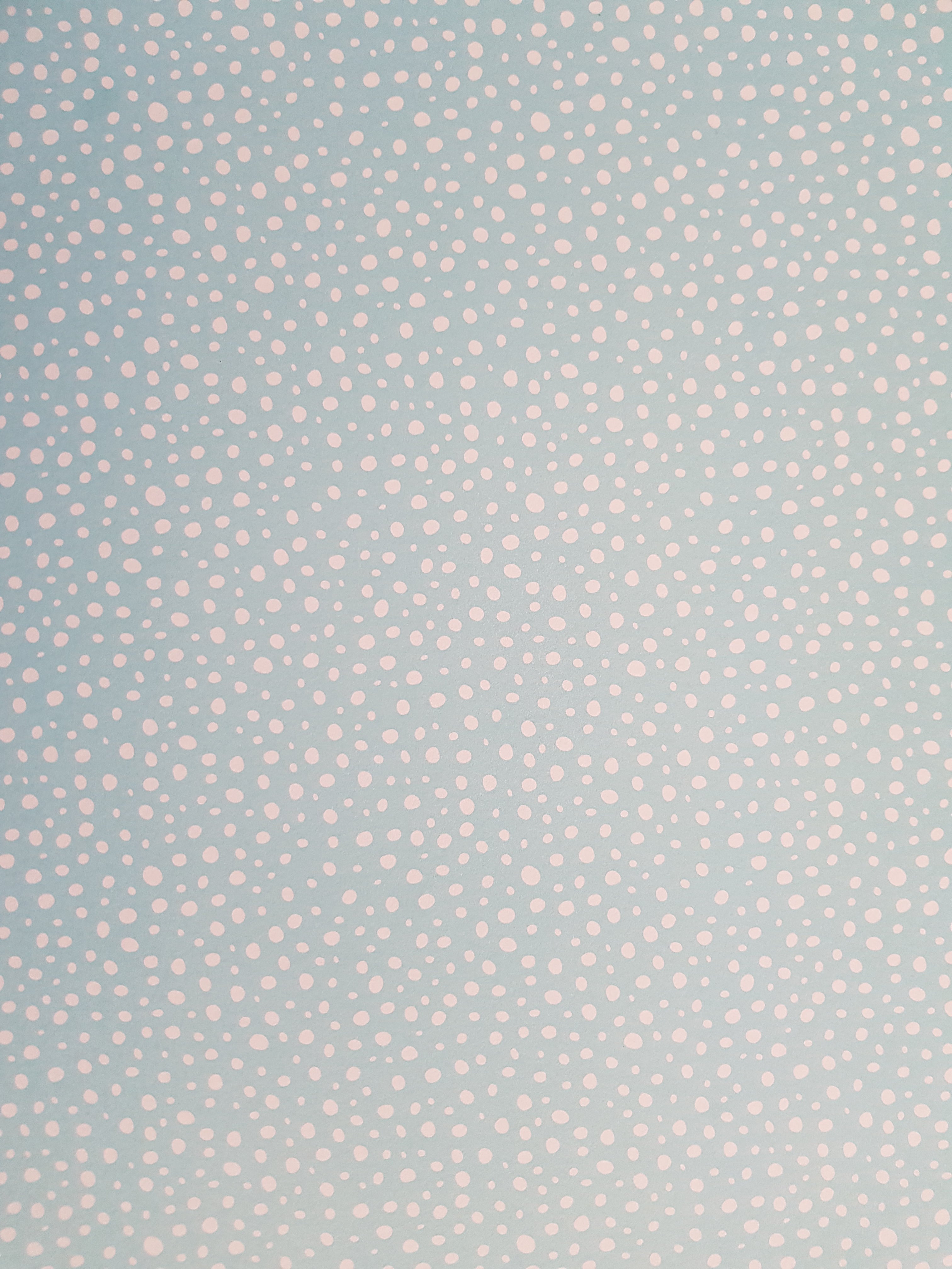 Paper Pad 250 g/m2 - 12’’ x 12’’ - Pastell Designblock Spezifikationen: 12’’ x 12’’ (30.5 cm x 30.5 cm) 250 g/m2 beidseitig bedruckt lässt sich gut schneiden säurefrei Inhalt: 24 Bogen 24 Designs beidseitig bedruckt Dieses Paper Pad / Designpapier ist geeignet für: Karten Karten-Verzierungen Kuverts Geschenkboxen & Verpackungen Plotten Scrapbooking