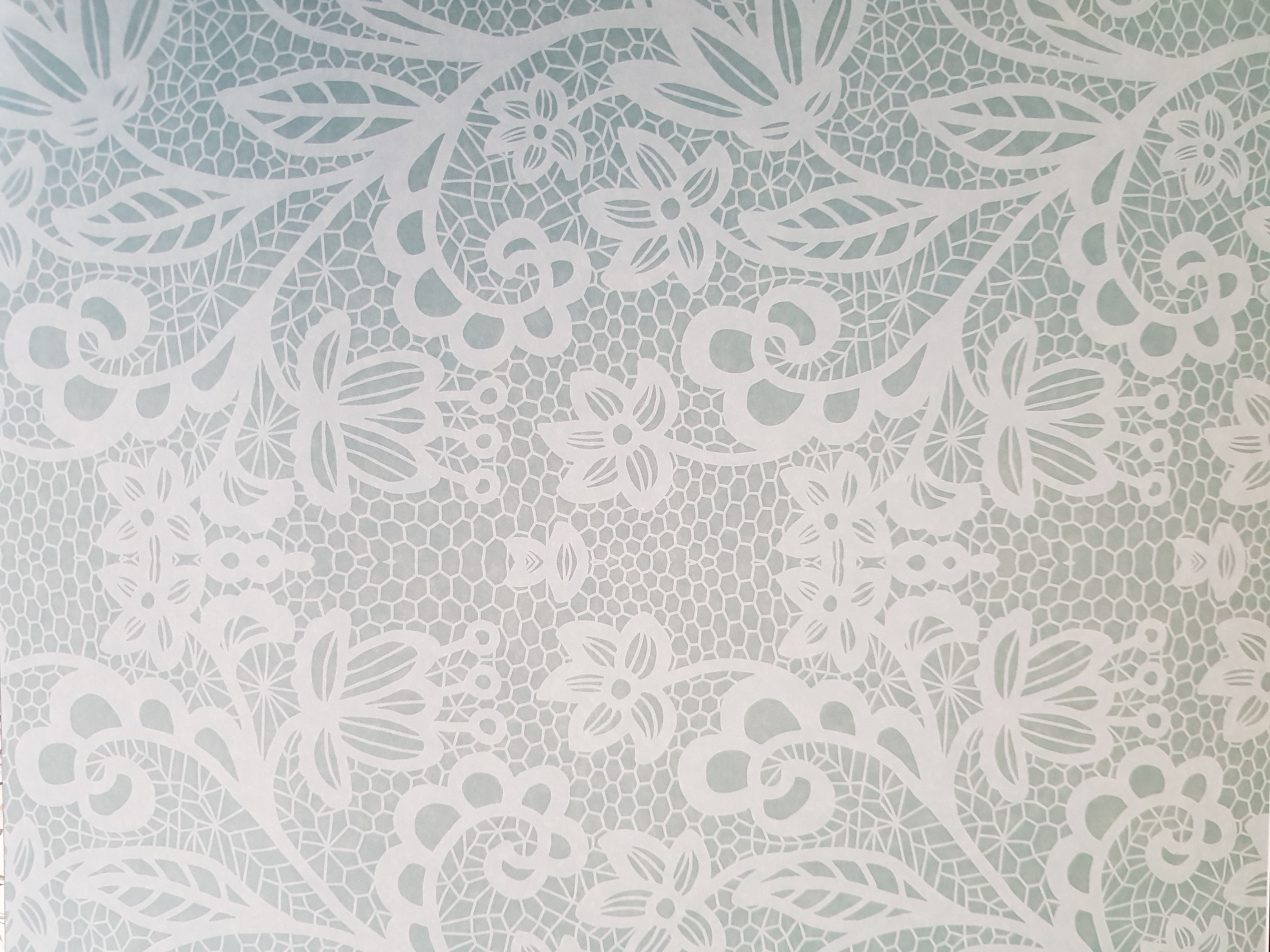 Paper Pad 250 g/m2 - 12’’ x 12’’ - Soft Romance Spezifikationen: 12’’ x 12’’ (30.5 cm x 30.5 cm) 250 g/m2 beidseitig bedruckt lässt sich gut schneiden säurefrei Inhalt: 24 Bogen 24 Designs beidseitig bedruckt Dieses Paper Pad / Designpapier ist geeignet für: Karten Karten-Verzierungen Kuverts Geschenkboxen & Verpackungen Plotten Scrapbooking