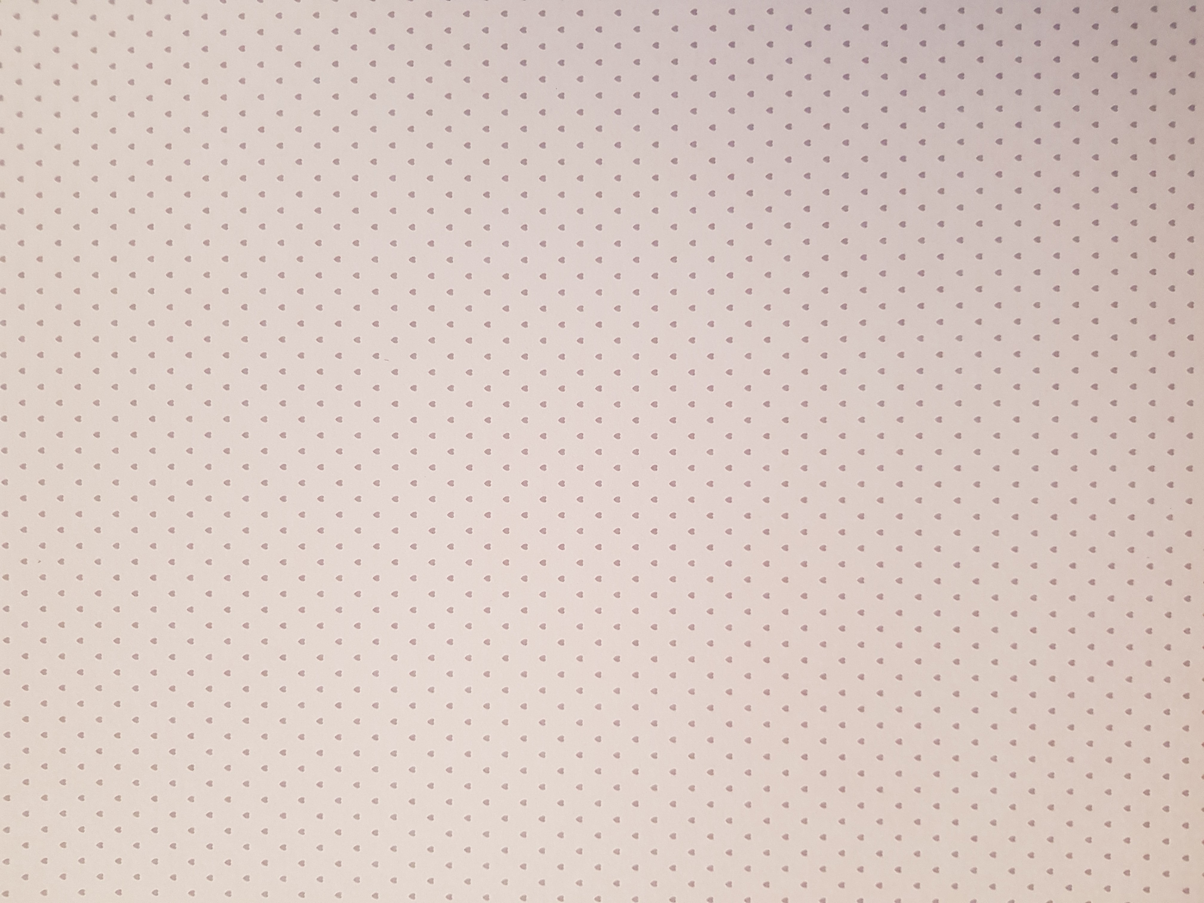 Paper Pad 250 g/m2 - 12’’ x 12’’ - Soft Romance Spezifikationen: 12’’ x 12’’ (30.5 cm x 30.5 cm) 250 g/m2 beidseitig bedruckt lässt sich gut schneiden säurefrei Inhalt: 24 Bogen 24 Designs beidseitig bedruckt Dieses Paper Pad / Designpapier ist geeignet für: Karten Karten-Verzierungen Kuverts Geschenkboxen & Verpackungen Plotten Scrapbooking