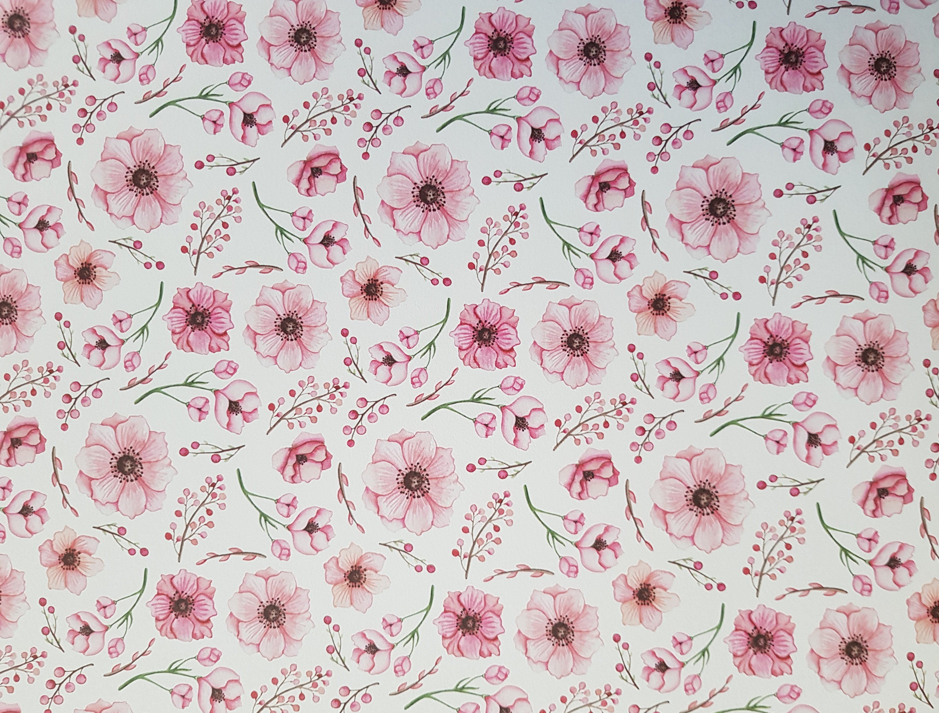Paper Pad 250 g/m2 - 12’’ x 12’’ - Soft Sweet Pink Spezifikationen: 12’’ x 12’’ (30.5 cm x 30.5 cm) 250 g/m2 beidseitig bedruckt lässt sich gut schneiden säurefrei Inhalt: 24 Bogen 24 Designs beidseitig bedruckt Dieses Paper Pad / Designpapier ist geeignet für: Karten Karten-Verzierungen Kuverts Geschenkboxen & Verpackungen Plotten