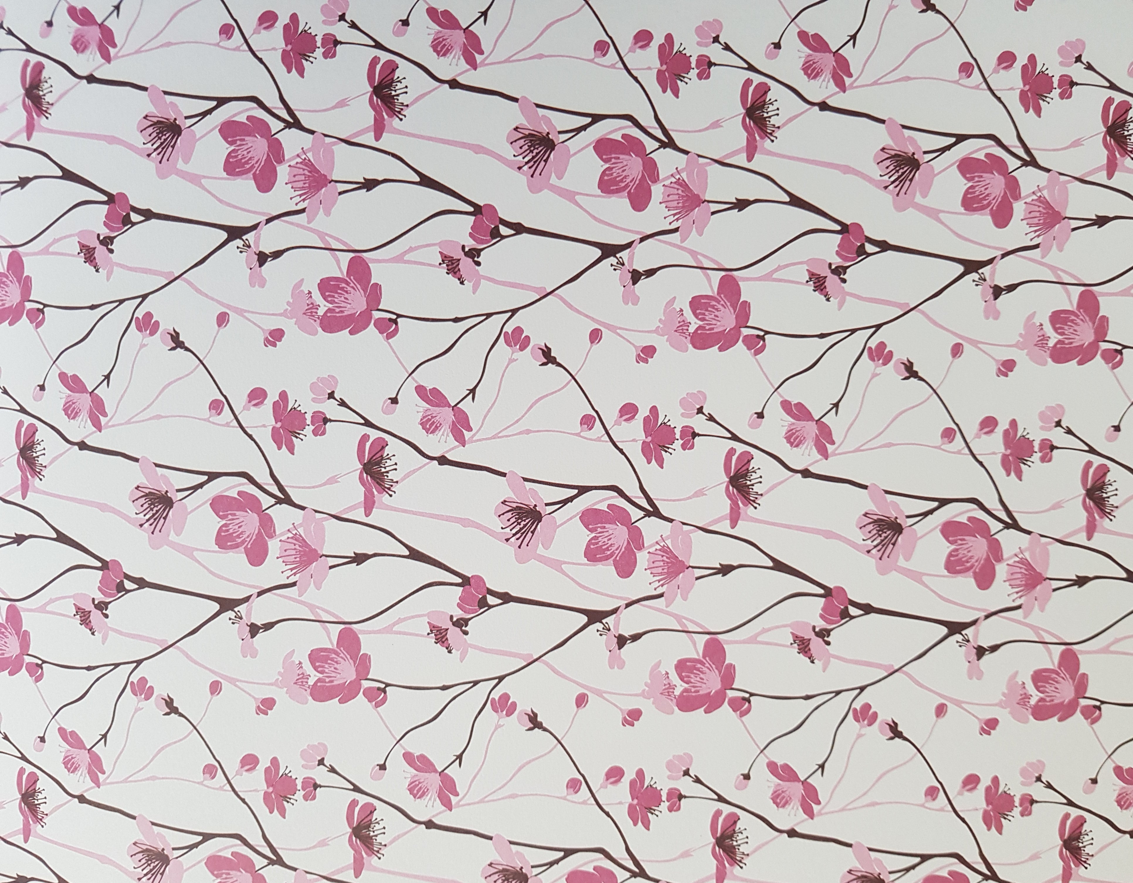 Paper Pad 250 g/m2 - 12’’ x 12’’ - Soft Sweet Pink Spezifikationen: 12’’ x 12’’ (30.5 cm x 30.5 cm) 250 g/m2 beidseitig bedruckt lässt sich gut schneiden säurefrei Inhalt: 24 Bogen 24 Designs beidseitig bedruckt Dieses Paper Pad / Designpapier ist geeignet für: Karten Karten-Verzierungen Kuverts Geschenkboxen & Verpackungen Plotten