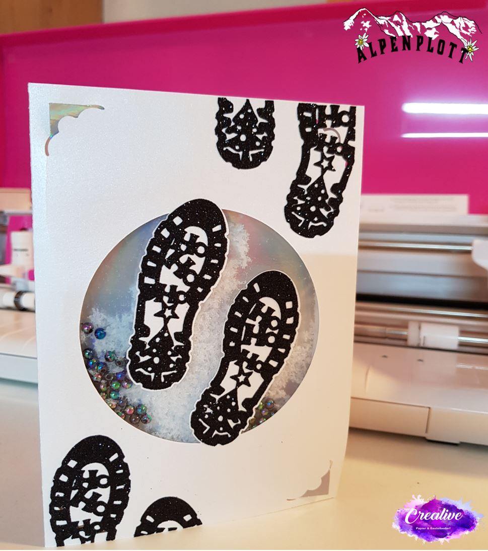 Crealive Die CAD-CUT® Glitter Flexfolie Black ist eine speziell für die Modeindustrie entwickelte Filmfolie mit leicht rückklebendem Träger und speziellem Glitzer-Effekt.