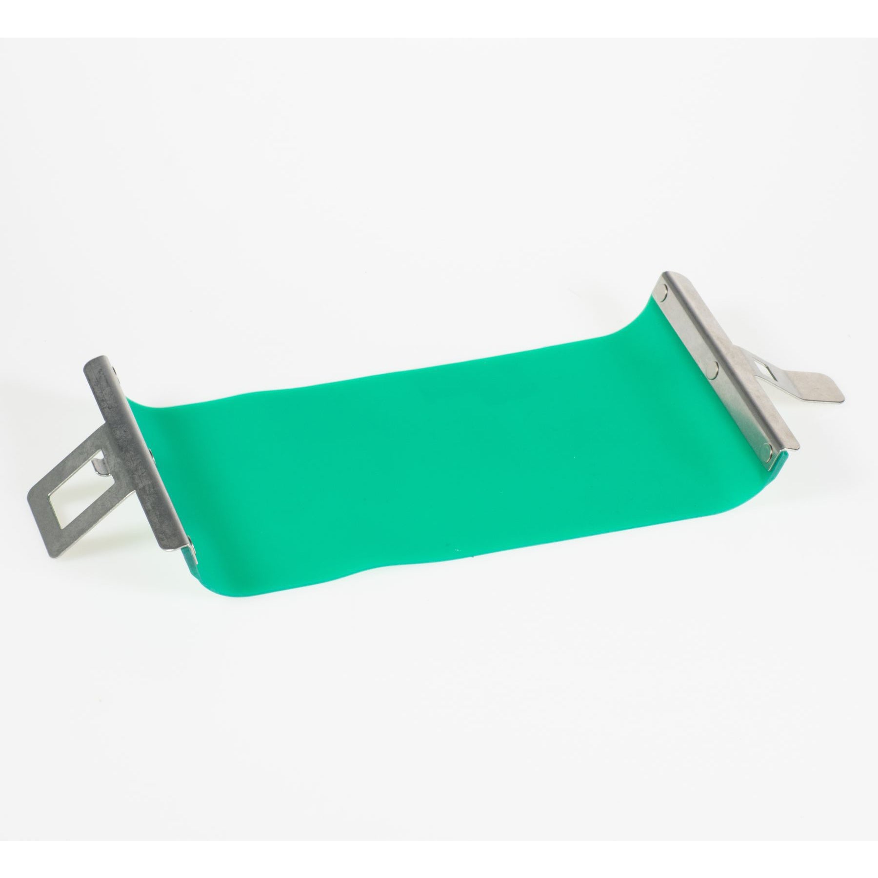 Crealive craftcut® Tassenmanschette für Tassen Diese Tassenmanschette ist für Tassen (Ø ca. 78 - 88 mm) geeignet und ist 115 mm hoch. Sie wird für den Einsatz im Backofen oder Heissluft Ofen benötigt, ideal für Anwender die keine eigene Tassenpresse besitzen. Inhalt: 1 craftcut® Tassenmanschette für Tassen Verarbeitungshinweis: Die zu verwendenden Presstemperaturen oder Zeiten sind, im Ofen, abhängig von den von Dir verwendeten Tassen, Tinten oder Papieren.