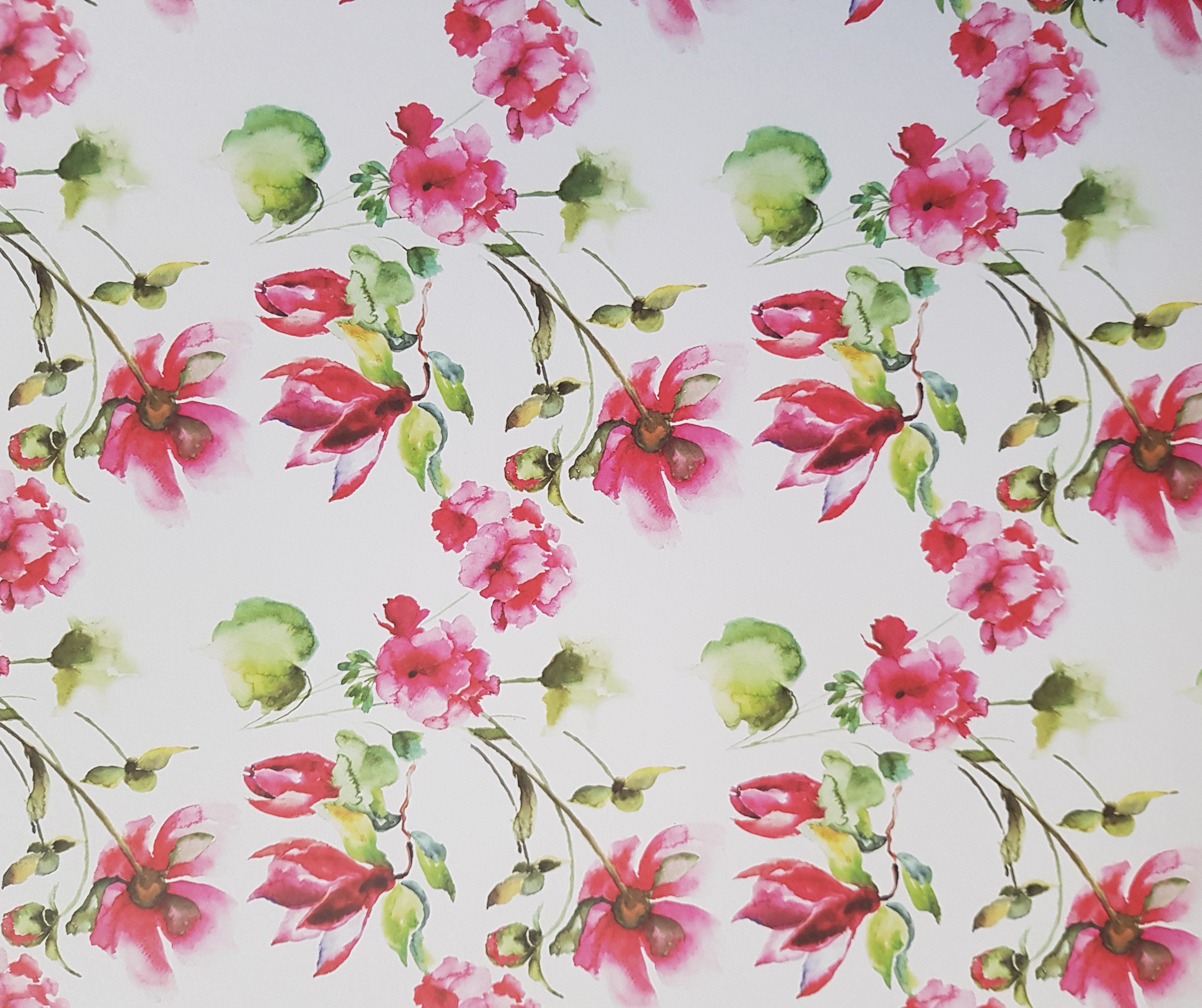Paper Pad 250 g/m2 - 12’’ x 12’’ - Wild Flowers Spezifikationen: 12’’ x 12’’ (30.5 cm x 30.5 cm) 250 g/m2 beidseitig bedruckt lässt sich gut schneiden säurefrei Inhalt: 24 Bogen 24 Designs beidseitig bedruckt Dieses Paper Pad / Designpapier ist geeignet für: Karten Karten-Verzierungen Kuverts Geschenkboxen & Verpackungen Plotten Scrapbooking
