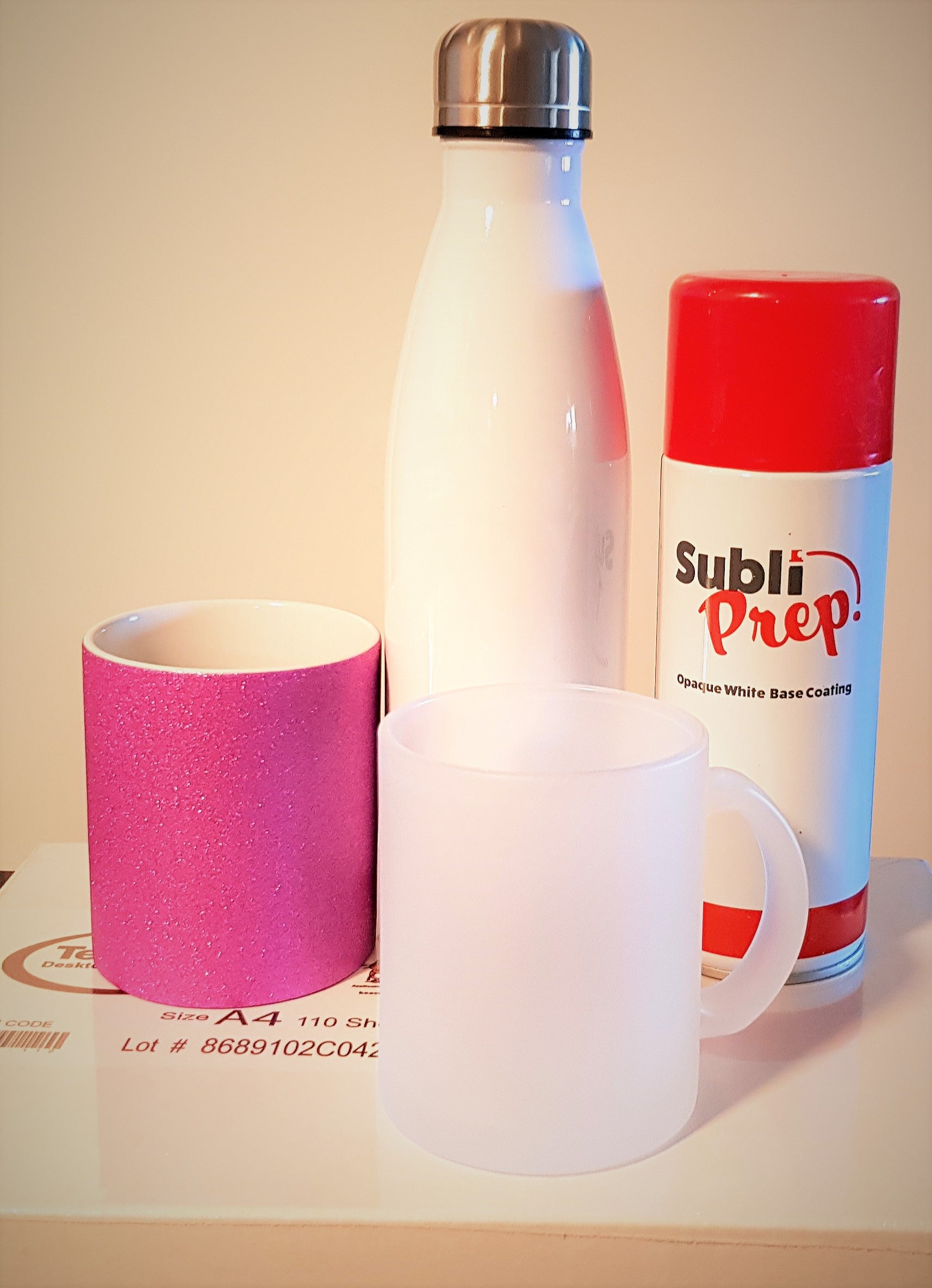 Mit Sublimationsdruck kannst Du tolle Kreationen zaubern! Du findest hier eine Auswahl an Sublimationspapier, Subli Prep Lacke wie auch Tassen und einer Edelstahl-Thermosflasche.