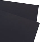 Crealive Aquarellpapier glatt 300 g/m²  - 12’’ x 12’ - Schwarz  Spezifikationen:  12’’ x 12’’ (30.5 cm x 30.5 cm) 300 g/m²  glatte Oberfläche 100% aus Zellulose säure- und ligninfrei Farbe: Schwarz     Dieses hochwertige Aquarellpapier ist geeignet für:  Colorieren, Zeichnen & Malen Skizzieren Handlettering Stempeln Aquarellieren mit Farbe & Stiften Karten Plotten Scrapbooking