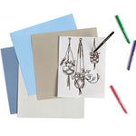 Cricut Infusible Ink Stifte - Basic 1.0  Inhalt:  5 Cricut Infusible Ink Stifte (je 1 x Rot, Grün, Blau, Braun & Schwarz)    Spezifikationen:  Stärke: 1.0 (mittlere Spitze) Farben: Rot, Grün, Blau, Braun & Schwarz brillante Farben nach dem Transfervorgang Infusible Ink     Anleitung:  Design auswählen Stift in die Halterung (A) Laser Kopierpapier auf die Schneidematte Zeichnen lassen (spiegeln nicht vergessen!)