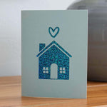 Cricut Cutaway Karten R10 - 18 Stück - Pastel  Inhalt:  18 Karten im Format 3.5" x 4.9" (8.9 cm x 12.4 cm) (zusammengeklappt) - Kartenfarben: 6 x Tulip, 6 x Powder Blue, 6 x Whispering Blue 18 Einlagen im Format 3.3" x 4.7" (8.4 cm x 12 cm) - Einlagefarbe: Matt silber holografisch 18 Umschläge in 3.6" x 5.1" (9.2 cm x 13 cm) - Farbe: Weiss    Cricut Cut-Away Karten sind geeignet für:  Karten Einladungen