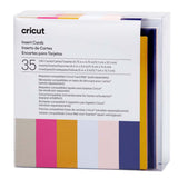 Crealive Cricut Einlegekarten S40 - 35 Stück - Sensei  Inhalt:  35 Karten im Format 4.75" x 4.75" (12.1 cm x 12.1 cm) (zusammengeklappt) - Kartenfarben: 12 x Dämmerung, 12 x Tulpe und 11 x Puderblau 35 Einlagen im Format 4.5" x 4.5" (11.4 cm x 11.4 cm) - Einlagefarben: 12 x Senf, 11 x Party Pink & 12 x Khaki 35 Umschläge in 5" x 5" (11.4 cm x 11.4 cm) - Farbe: Weiss    Cricut Einlegekarten sind geeignet für:  Karten Einladungen
