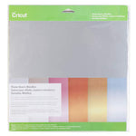 Cricut Folienkarton - 12’’ x 12’’ - Metallic / Poster Board Metallics  Inhalt:  6 Bögen 6 Farben - je 1 Bogen    Spezifikationen:  12’’ x 12’’ (30.5 cm x 30.5 cm) beidseitig farbig Glanzkarton Farben: Gold, Bronze, Silber, Platin, Ocean & Rose säure- und ligninfrei und gepuffert    Dieses Cricut Folienkarton ist geeignet für:  Karten Karten-Verzierungen Plotten Stanzen Prägen Geschenkboxen Bastelpapier für die Schule oder Kindergarten Scrapbooking