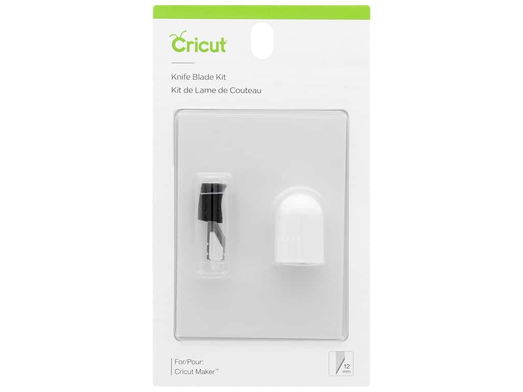 Cricut Tiefschnitt Ersatzmesser - Knife Blade Kit  Dieses Knife Blade Kit ist eine Ersatzklinge inkl. Wechsel-Kappe für das Cricut Knife Blade-Antriebsgehäuse!  Inhalt:  1 Knife Blade Ersatzklinge 1 Wechsel-Kappe 1 bebilderte Anleitung zum Wechseln der Klinge (in englischer Sprache)   Der kreative Horizont wird erweitert mit dem leistungsstarken Knife Blade + Antriebsgehäuse. Exklusiv für den Cricut Maker / Maker 3 und sein Adaptive Tool System hergestellt, schneidet das 