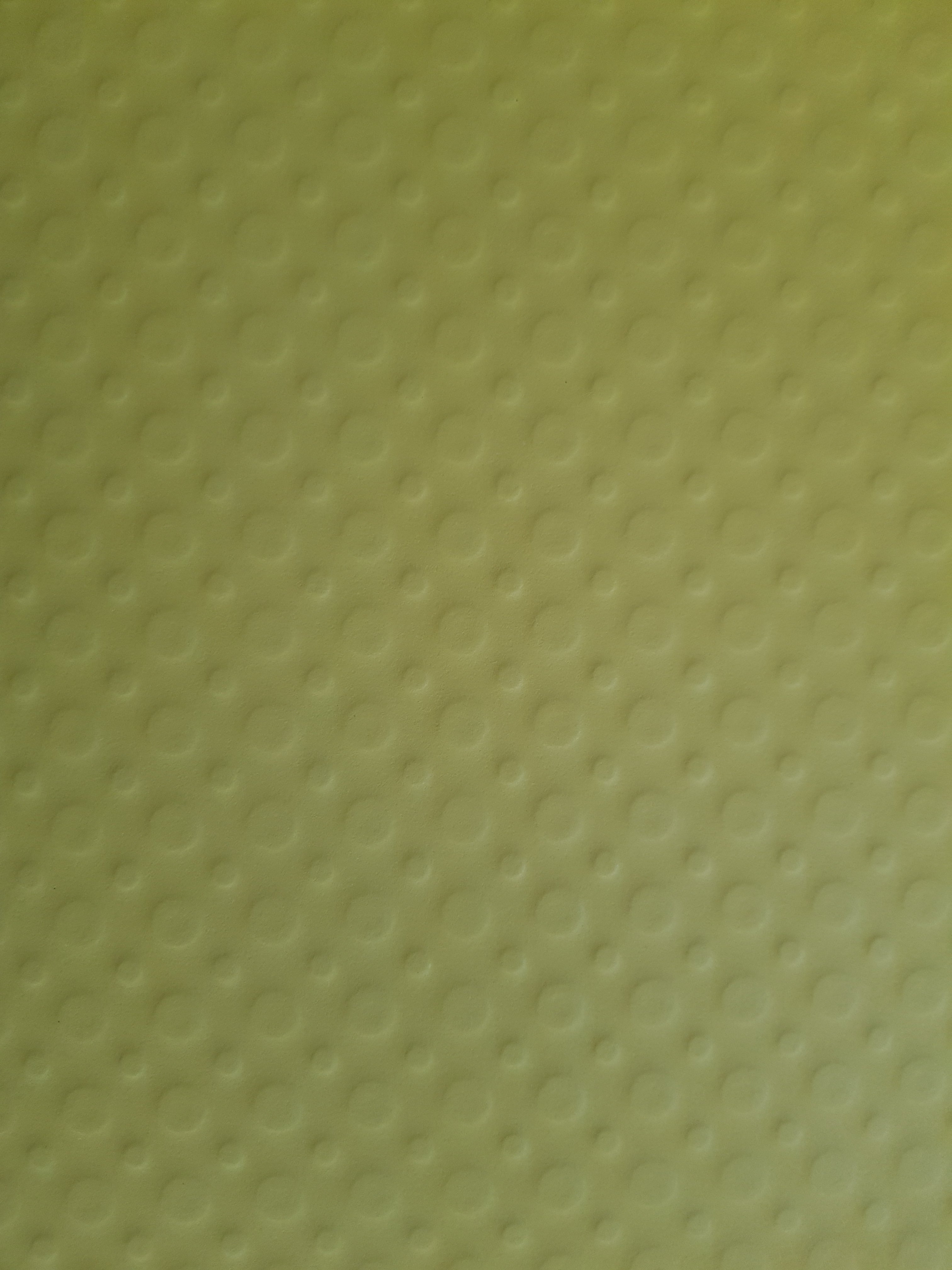 Paper Pad 200 g/m2 - 12’’ x 12’’ - Prägung  Spezifikationen:  12’’ x 12’’ (30.5 cm x 30.5 cm) 200 g/m2 einseitig bedruckt geprägt lässt sich gut schneiden säurefrei    Inhalt:  24 Bogen 12 Farben 12 Prägungen    Dieses Paper Pad / Designpapier ist geeignet für:  Karten Karten-Verzierungen Kuverts Geschenkboxen & Verpackungen Plotten Scrapbooking