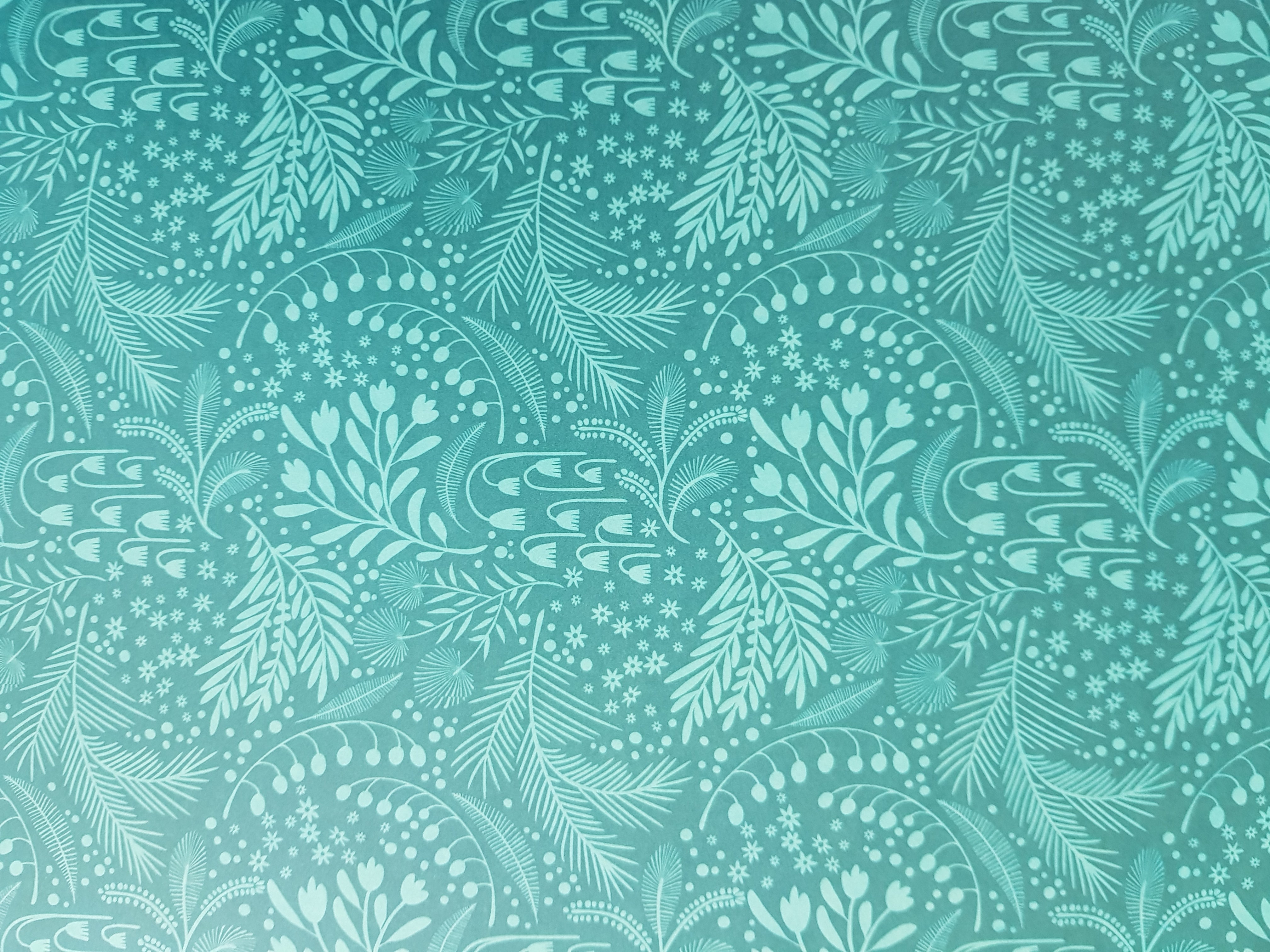Paper Pad 250 g/m2 - 12’’ x 12’’ - Fresh Florals  Spezifikationen:  12’’ x 12’’ (30.5 cm x 30.5 cm) 250 g/m2 beidseitig bedruckt lässt sich gut schneiden säurefrei    Inhalt:  24 Bogen 24 Designs beidseitig bedruckt    Dieses Paper Pad / Designpapier ist geeignet für:  Karten Karten-Verzierungen Kuverts Geschenkboxen & Verpackungen Plotten Scrapbooking