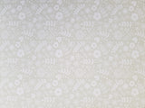 Paper Pad 250 g/m2 - 12’’ x 12’’ - Fresh Florals  Spezifikationen:  12’’ x 12’’ (30.5 cm x 30.5 cm) 250 g/m2 beidseitig bedruckt lässt sich gut schneiden säurefrei    Inhalt:  24 Bogen 24 Designs beidseitig bedruckt    Dieses Paper Pad / Designpapier ist geeignet für:  Karten Karten-Verzierungen Kuverts Geschenkboxen & Verpackungen Plotten Scrapbooking