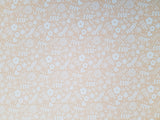 Paper Pad 250 g/m2 - 12’’ x 12’’ - Fresh Florals  Spezifikationen:  12’’ x 12’’ (30.5 cm x 30.5 cm) 250 g/m2 beidseitig bedruckt lässt sich gut schneiden säurefrei    Inhalt:  24 Bogen 24 Designs beidseitig bedruckt    Dieses Paper Pad / Designpapier ist geeignet für:  Karten Karten-Verzierungen Kuverts Geschenkboxen & Verpackungen Plotten Scrapbooking