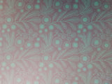 Paper Pad 250 g/m2 - 12’’ x 12’’ - Fresh Florals  Spezifikationen:  12’’ x 12’’ (30.5 cm x 30.5 cm) 250 g/m2 beidseitig bedruckt lässt sich gut schneiden säurefrei    Inhalt:  24 Bogen 24 Designs beidseitig bedruckt    Dieses Paper Pad / Designpapier ist geeignet für:  Karten Karten-Verzierungen Kuverts Geschenkboxen & Verpackungen Plotten Scrapbooking