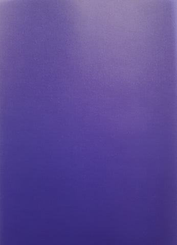 Pergamentpapier / Transparentpapier 140 g/m2 - A4 -  Very Violet     Spezifikationen:  A4 (21.0 cm x 29.7 cm) 140 g/m2 1 Bogen Farbe:  Very Violet    Pergamentpapier / Transparentpapier ist geeignet für:  Karten Karten-Verzierungen (unbedingt ein scharfes Messer verwenden) Boxen-Deko Verpackungen Laternen