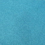 Crealive Glitzer Papier selbstklebend 160 g/m2 - 12’’ x 12’’ - Türkis  Spezifikationen:  Papier mit Klebstoff 12’’ x 12’’ (30.5 cm x 30.5 cm) Gewicht: 160 g/m2 Selbstklebend Oberfläche: Glitzer Farbe: Türkis    Das selbstklebende Papier ist geeignet für:  Geburtstagskarten Einladungen Dekorationen Plotten Scrapbooking-Seiten